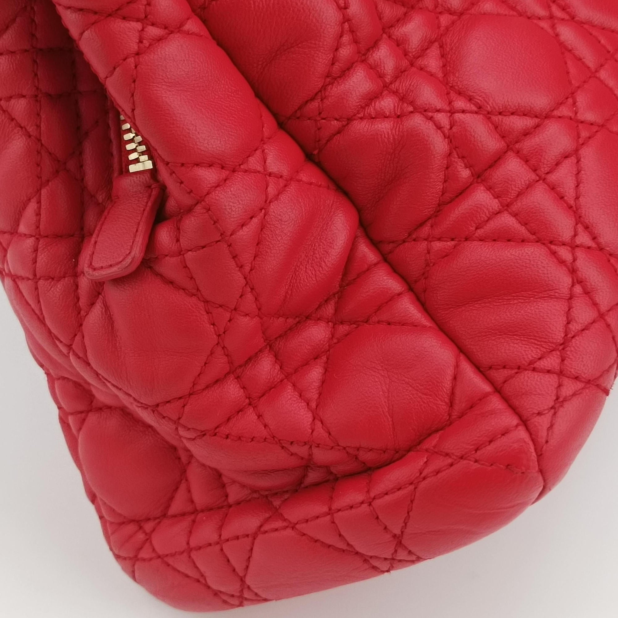 Cannage Dior Soft Shopping Red lambskin 17-BO-0153ディオールソフト レッド ラムスキン 17-BO-0153