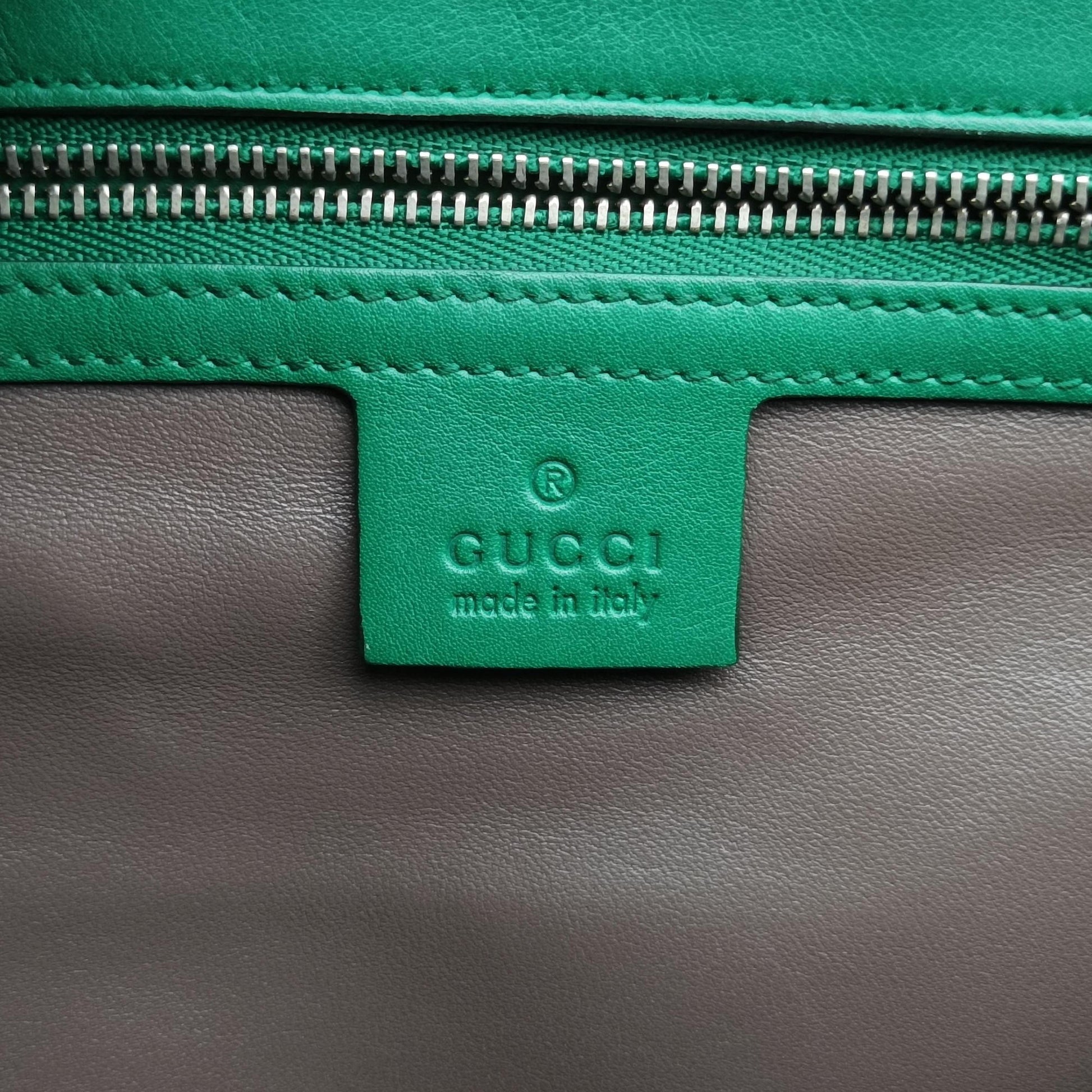 Interlocking G Green Leather 387604 D018567485インターロッキングG グリーン レザー 387604 D018567485