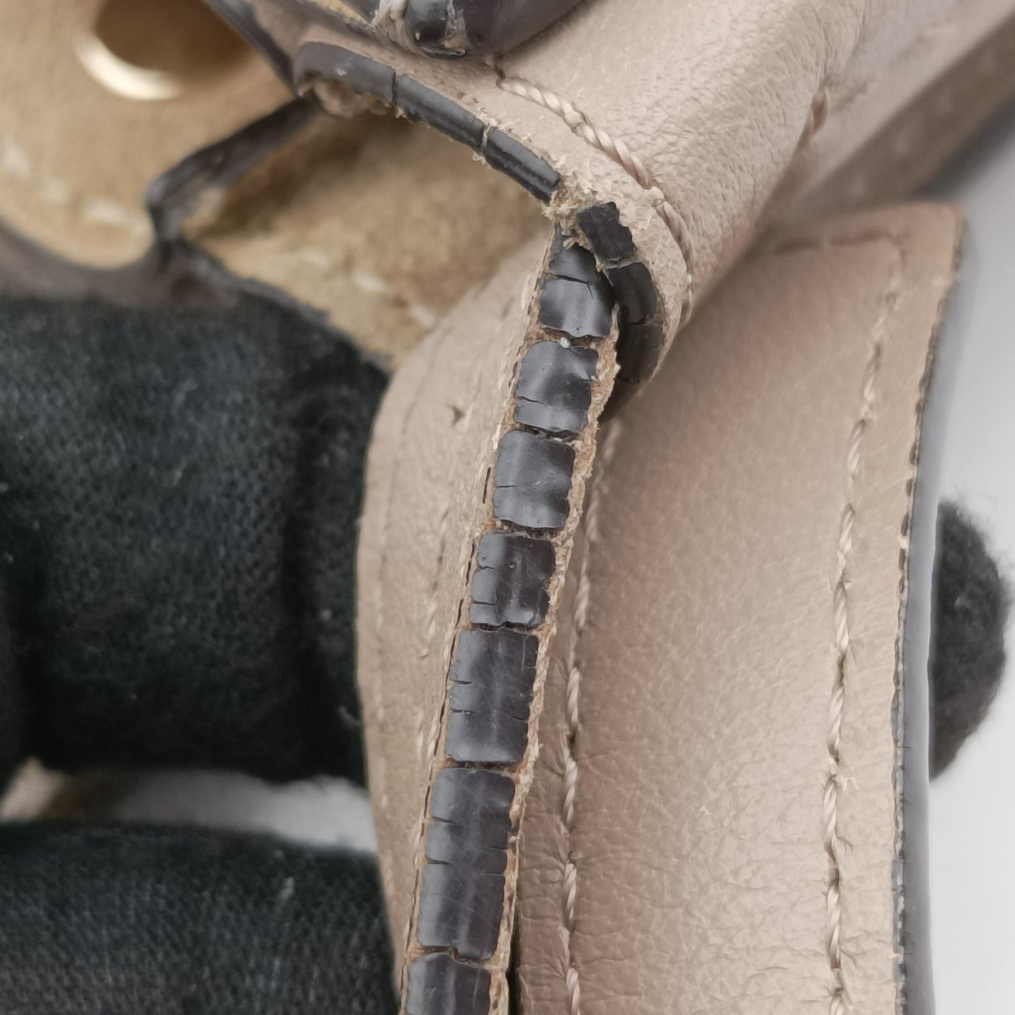 FAYE Beige Suede × leather 03-16-99-65フェイ ベージュ スエード×レザー 03-16-99-65