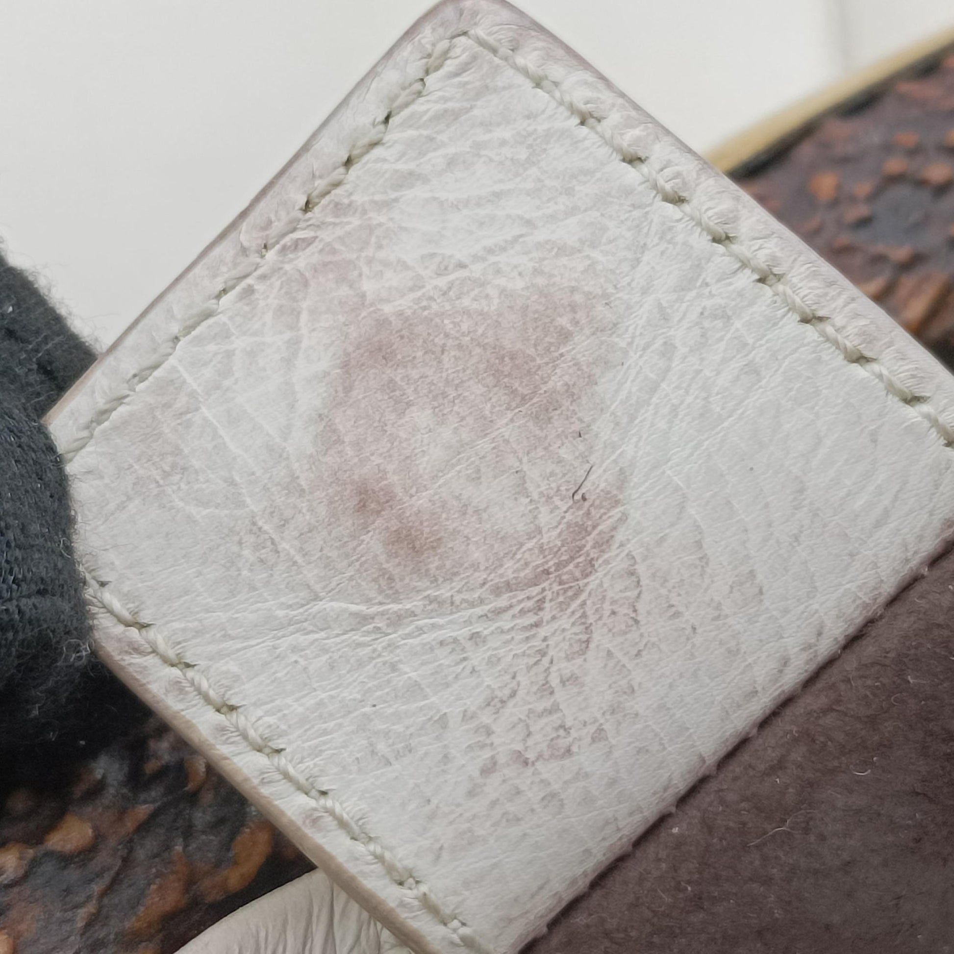 Mombasa White Leather 484514 95361.484514モンバサ ホワイト レザー 484514 95361.484514