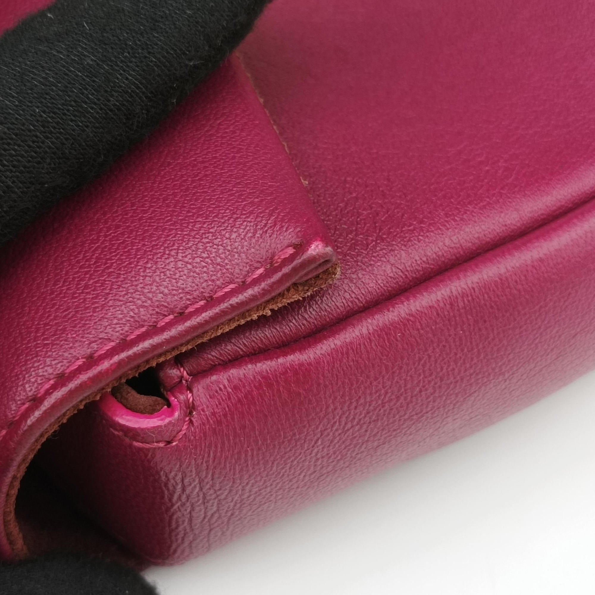 Mini Be Baguette Rose Leather 8M0315 8M0315-K47 139-0053ミニベバゲット ローズ レッド レザー 8M0315 8M0315-K47 139-0053