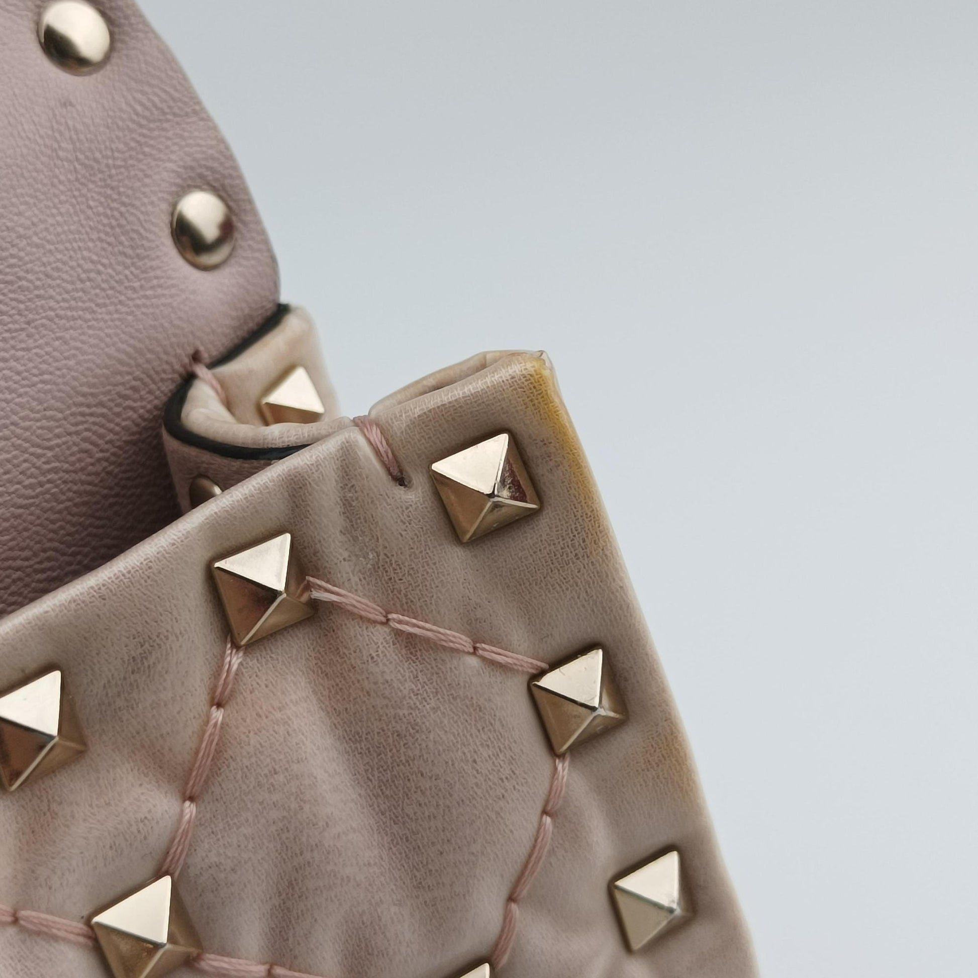 Rockstud spikes Pink pvc vinyl BL-P123JVD0ロックスタッズ　スパイク ピンク PVC ビニール BL-P123JVD0