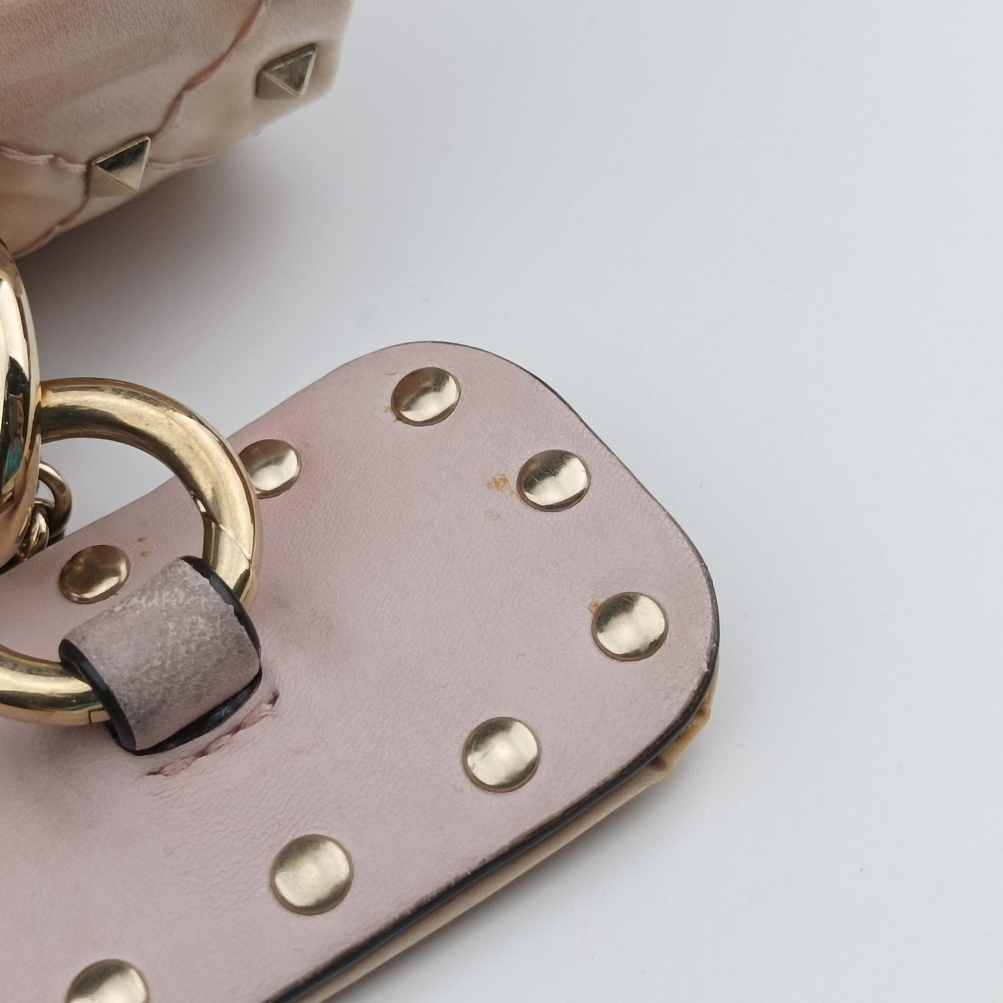 Rockstud spikes Pink pvc vinyl BL-P123JVD0ロックスタッズ　スパイク ピンク PVC ビニール BL-P123JVD0