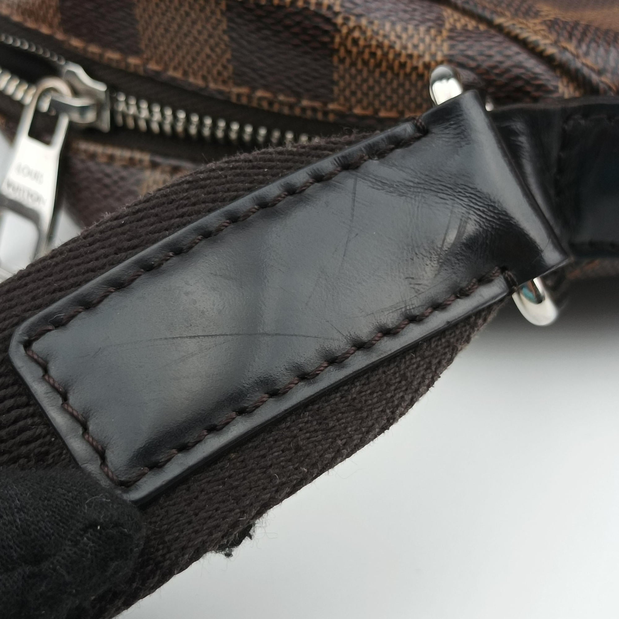 Jake messenger NM EBENE Damier Canvas N41569 TR2185ジェイクメッセンジャーNM エベーヌ ダミエキャンバス N41569 TR2185