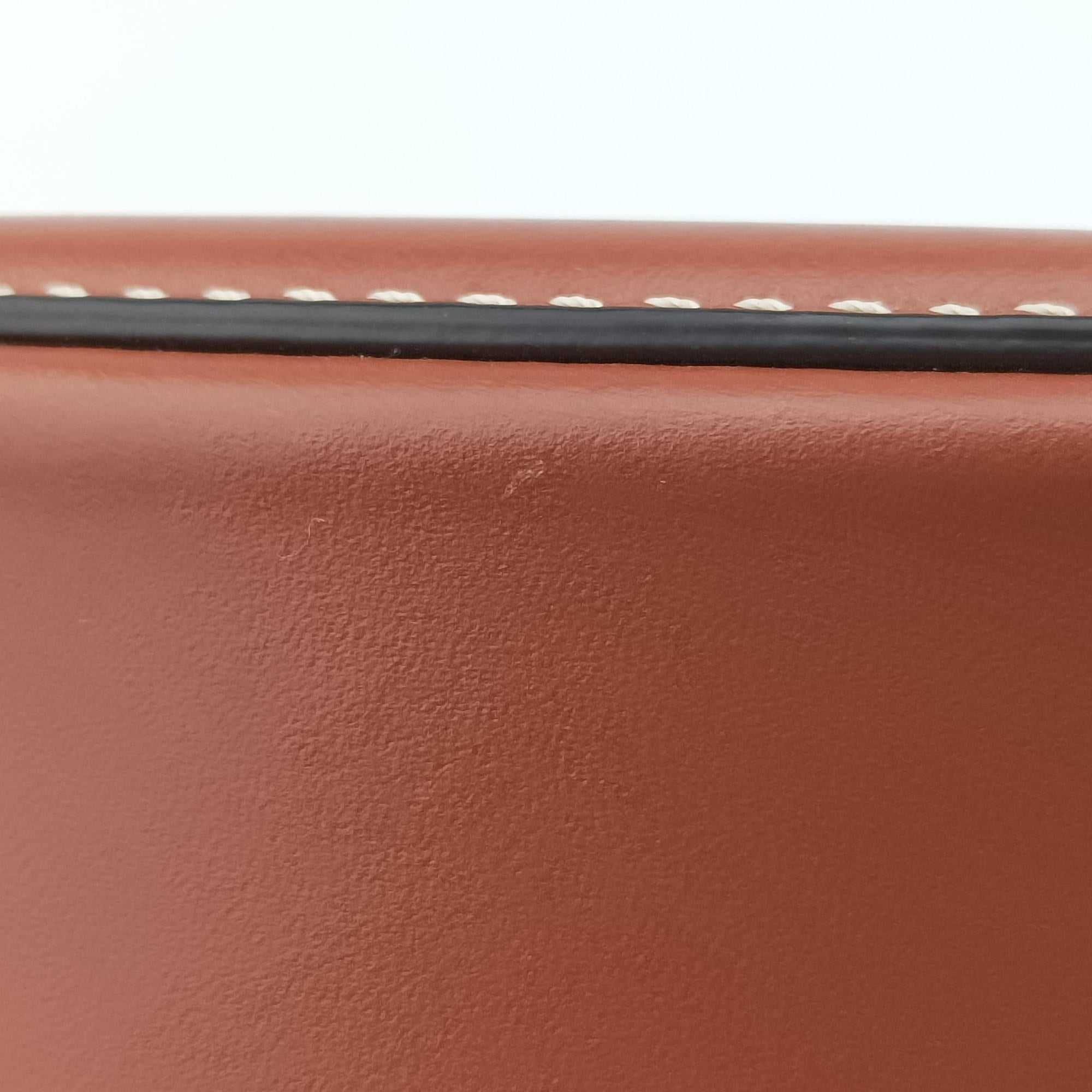 Oval Purse Cuir Triomphe Brown Leather U-SL-0292オーバルパース キュイル トリオンフ ブラウン レザー U-SL-0292