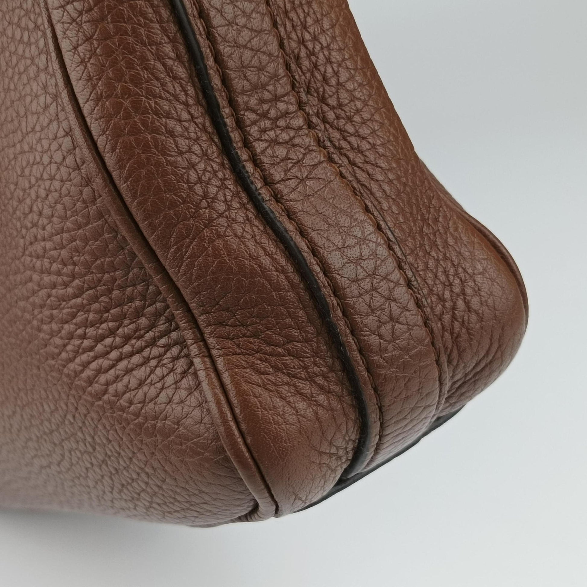 Armand Briefcase MM Havane Taurillon leather M54382 AH2156アルマンド ブリーフケース MM アバヌ トリヨンレザー M54382 AH2156