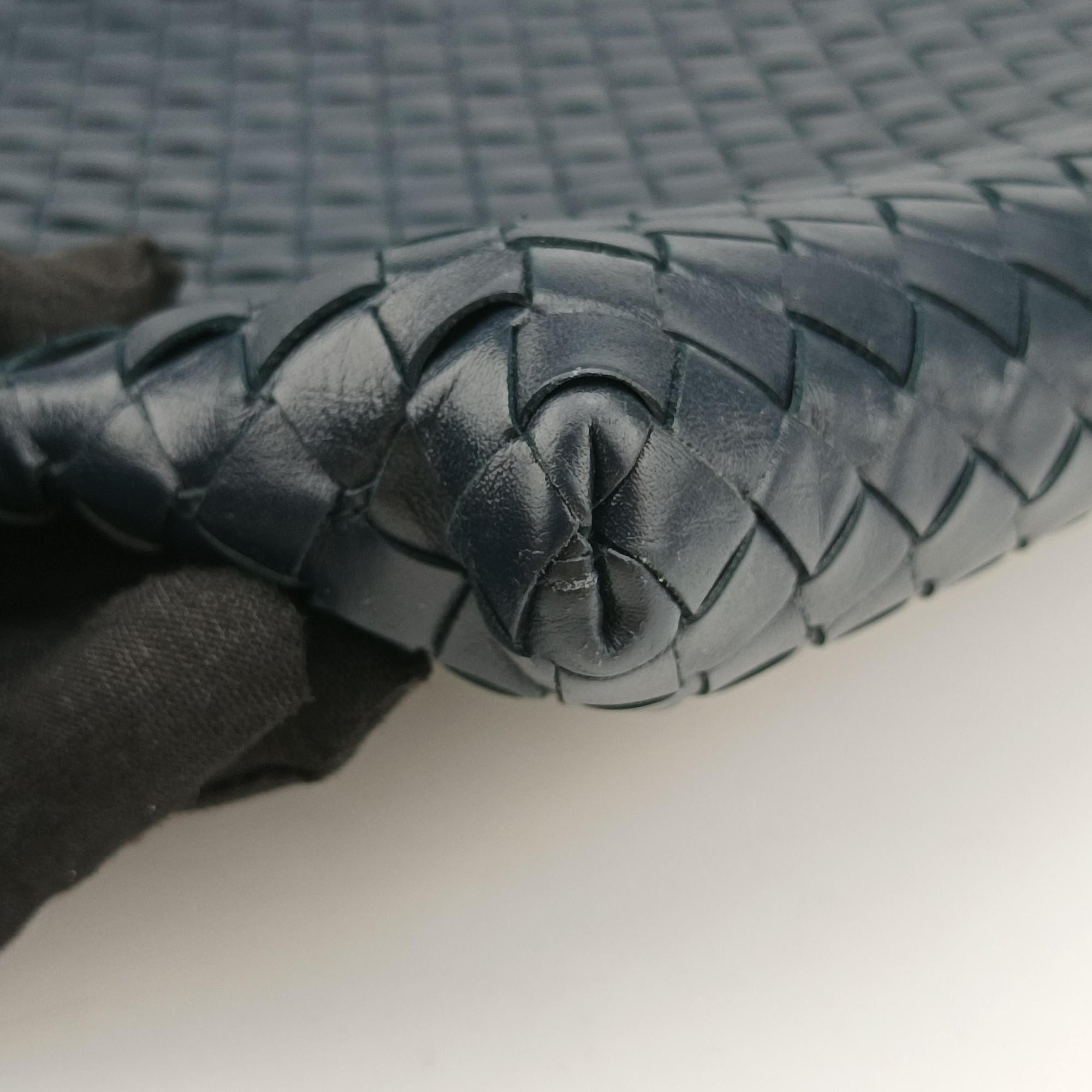 Intrecciato Navy lambskin B03645117Tイントレチャート ネイビー ラムスキン B03645117T