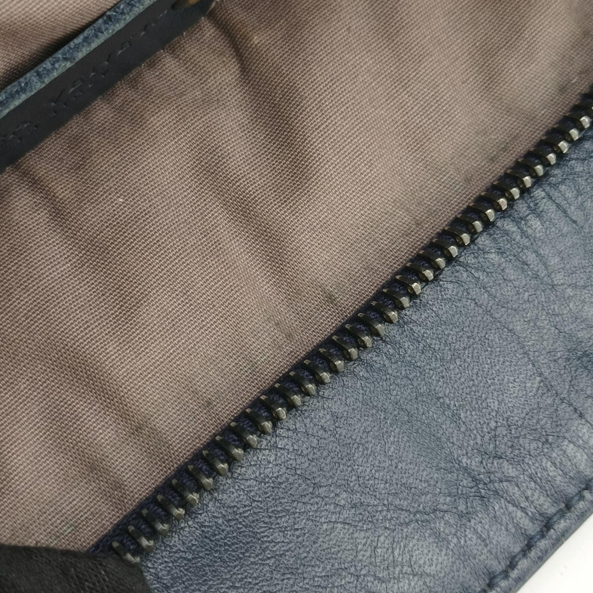 Intrecciato Navy lambskin B03645117Tイントレチャート ネイビー ラムスキン B03645117T