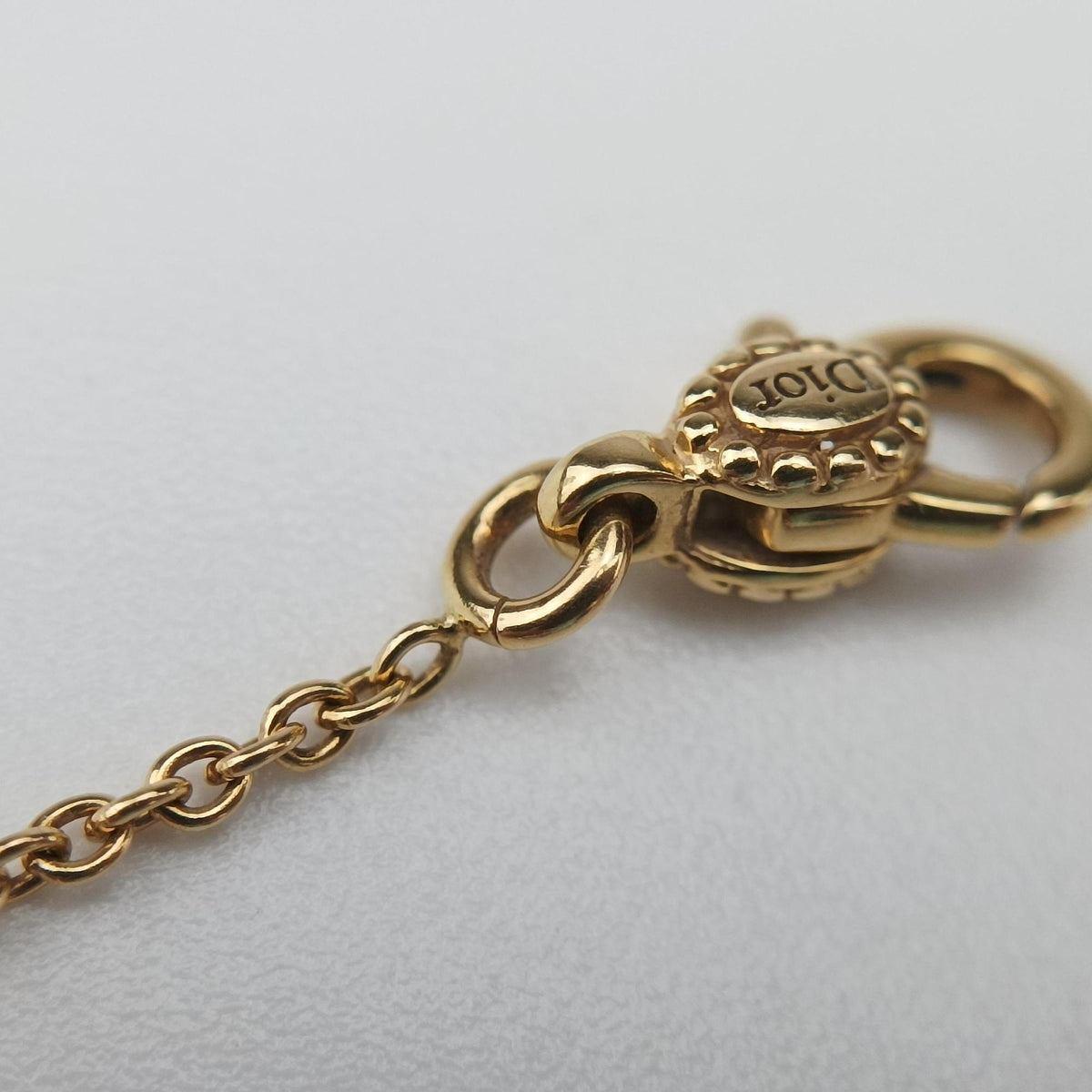 Rose des Vents medallion　 White×Golden AU750 222547ローズデヴァン メダリオン ホワイト×ゴールド AU750 222547