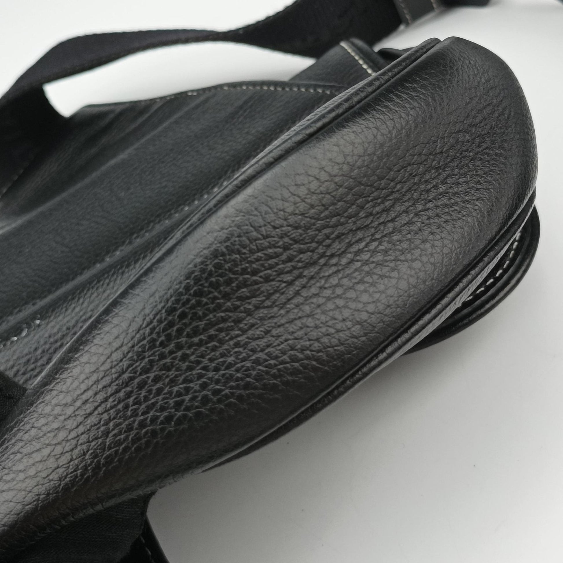 Saddle KAWS  Bee Black Leather 06-BO-0119サドル カウ ビー ブラック レザー 06-BO-0119