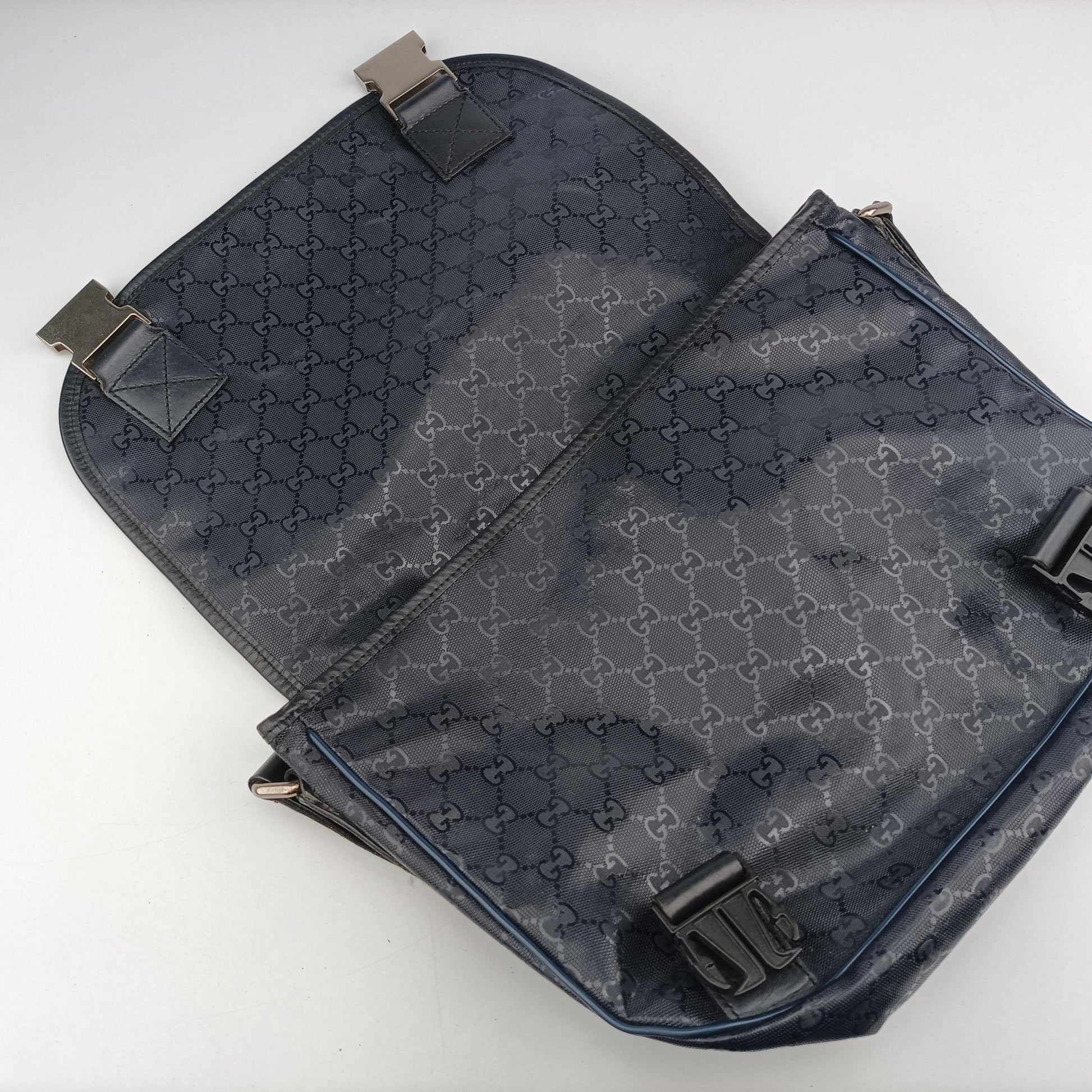 GG Plus Messenger Black PVC coated canvas 201732 Lot number unknownGGプラス メッセンジャー ブラック PVCコーティングキャンバス 201732 製番不明