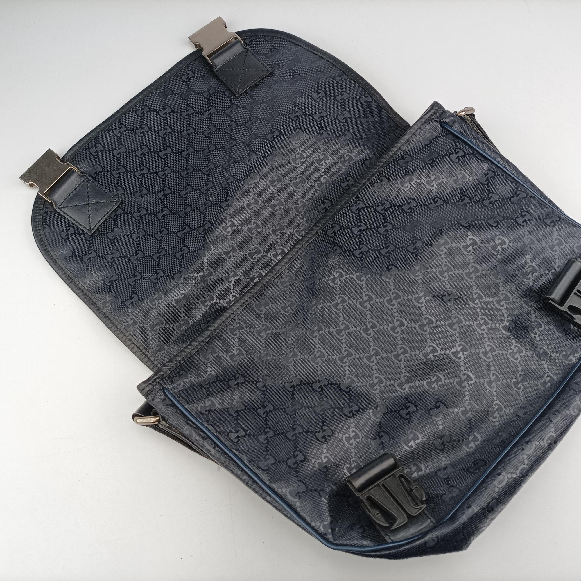 GG Plus Messenger Black PVC coated canvas 201732 Lot number unknownGGプラス メッセンジャー ブラック PVCコーティングキャンバス 201732 製番不明