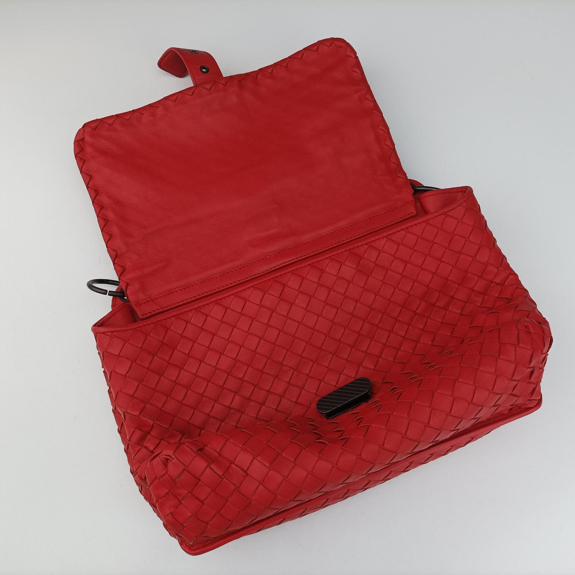 Intrecciato Red lambskin B02963546Mイントレチャート レッド ラムスキン B02963546M