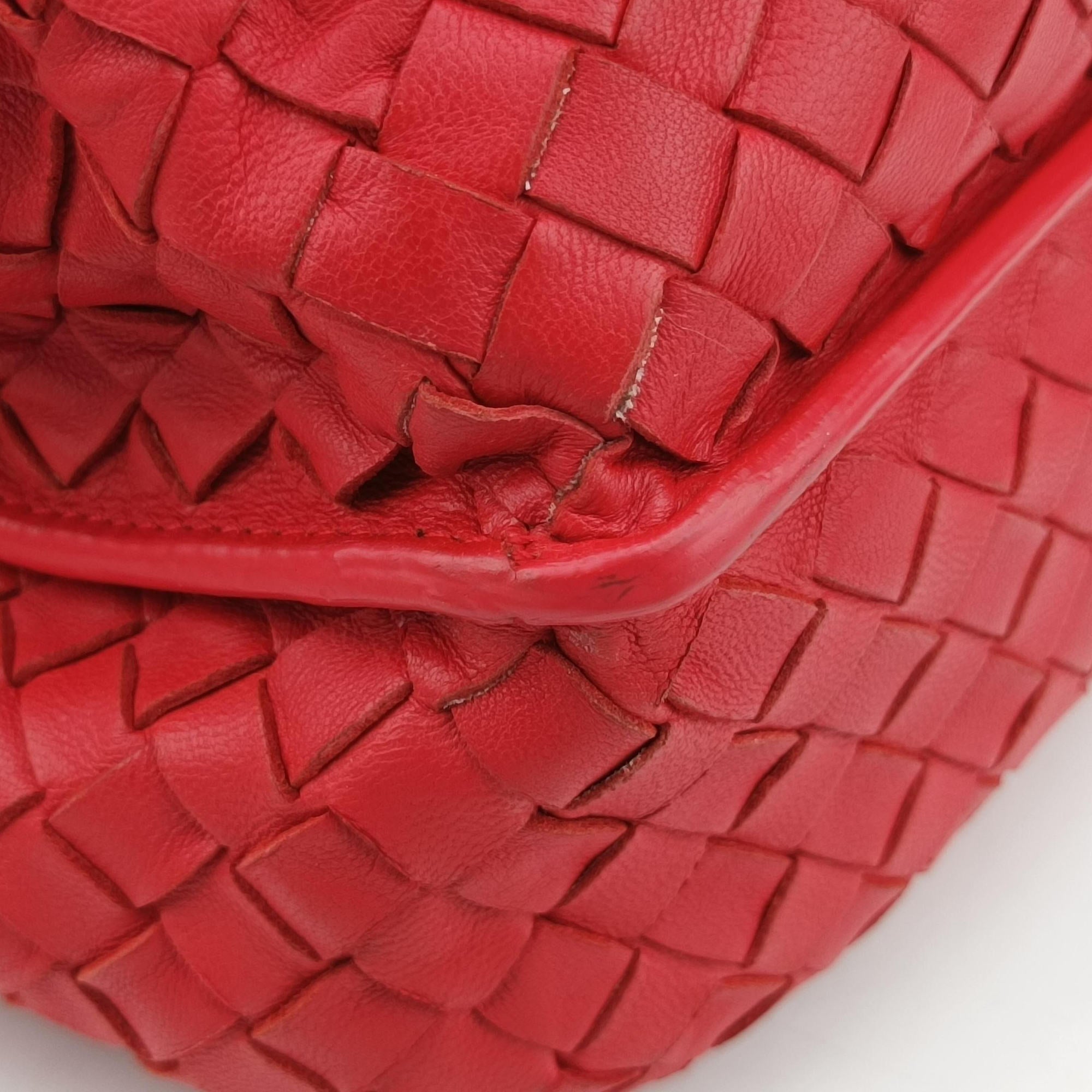 Intrecciato Red lambskin B02963546Mイントレチャート レッド ラムスキン B02963546M