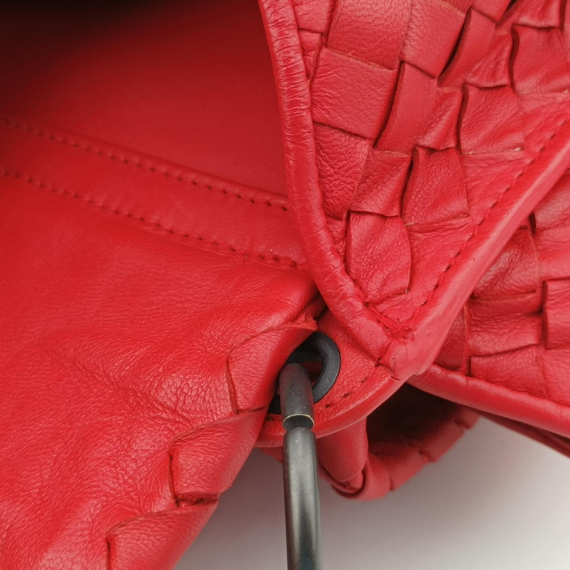 Intrecciato Red lambskin B02963546Mイントレチャート レッド ラムスキン B02963546M