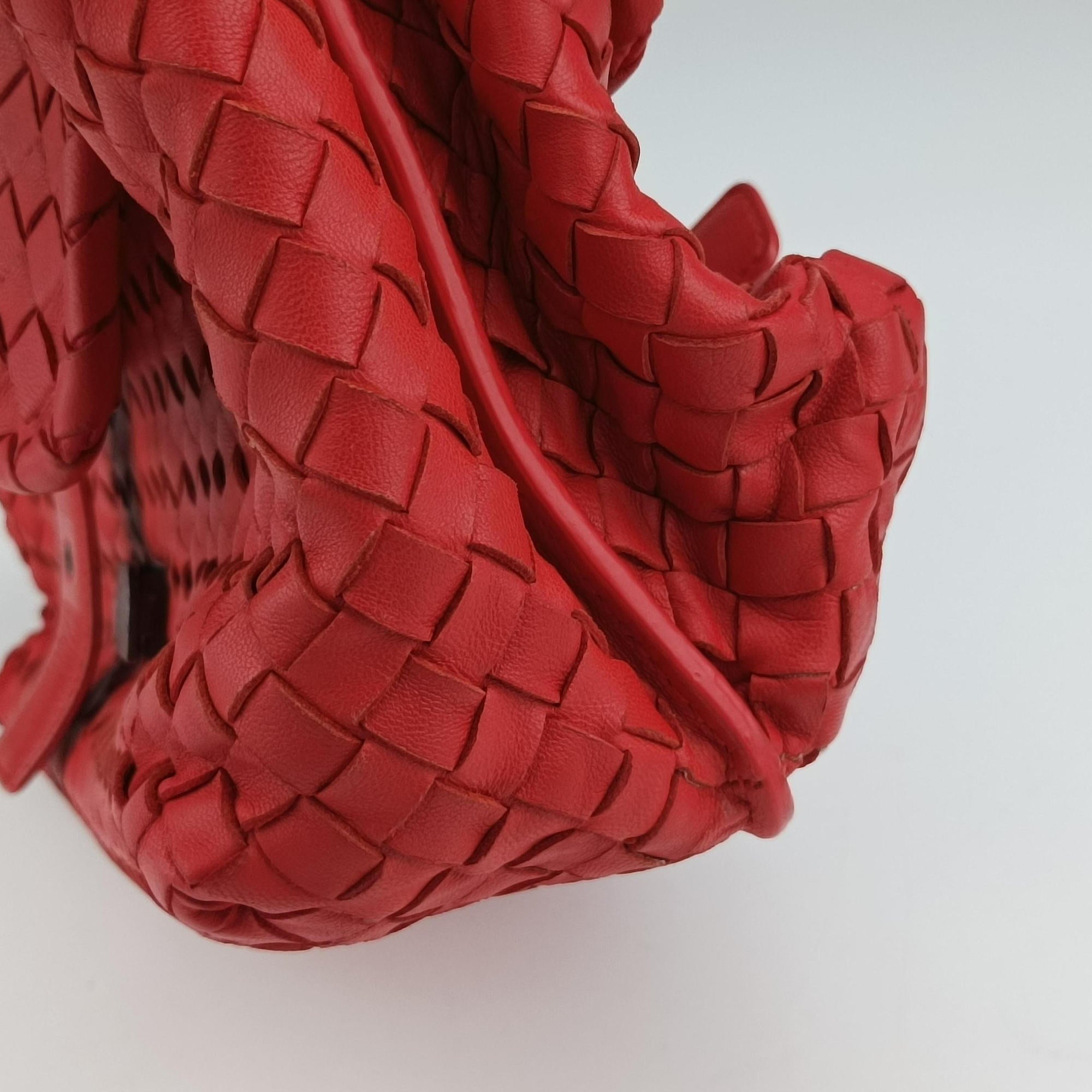 Intrecciato Red lambskin B02963546Mイントレチャート レッド ラムスキン B02963546M