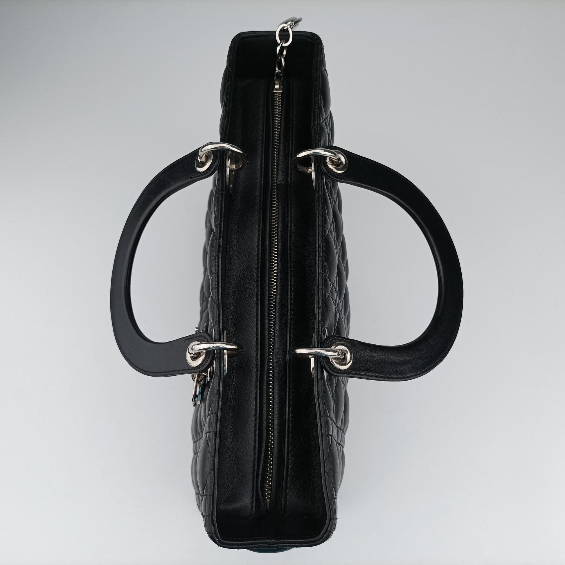 Lady Dior Black lambskin 08-MA-0110レディディオール ブラック ラムスキン 08-MA-0110