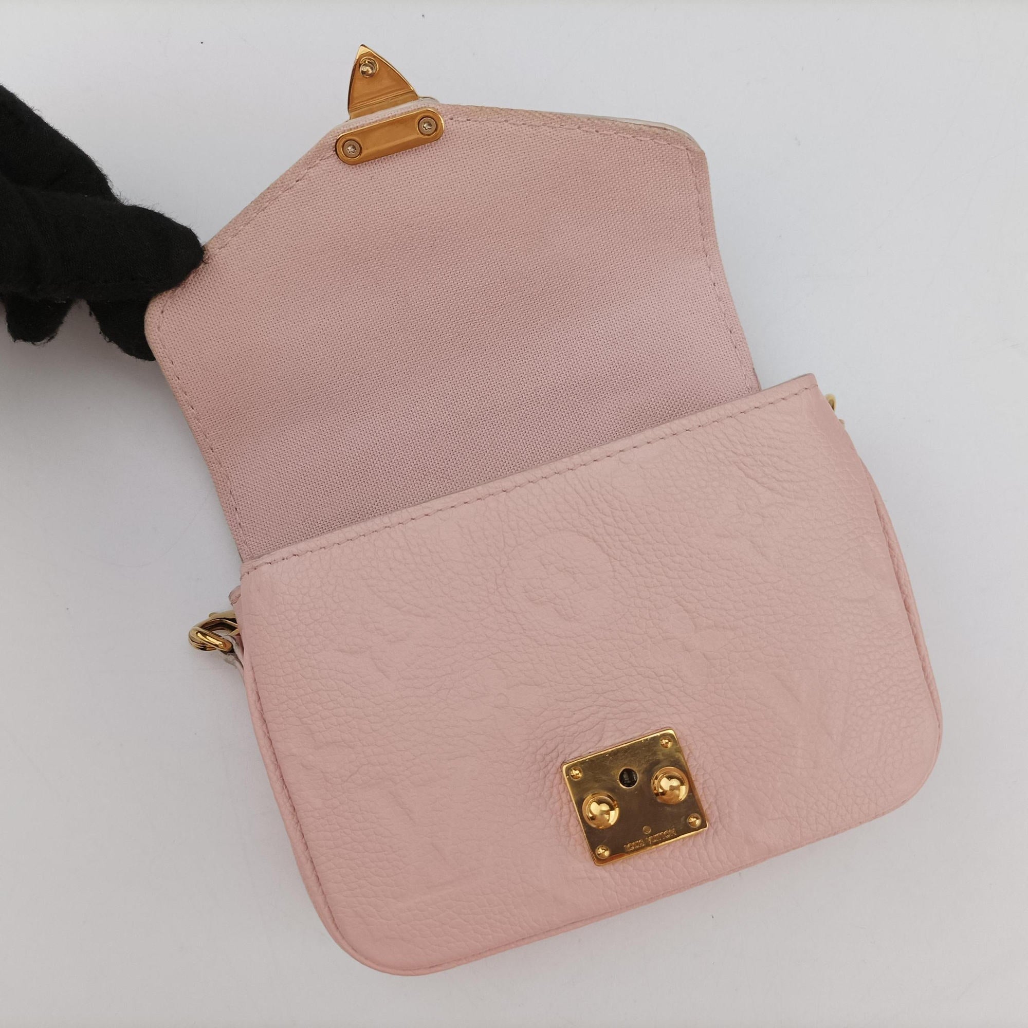 Micro Metis Pouch Chain Monogram Rose Pomelo Monogram Empreinte M81389 IC Chipマイクロメティスポーチチェーンモノグラム ローズポメロ モノグラム アンプラント M81389 ICチップ