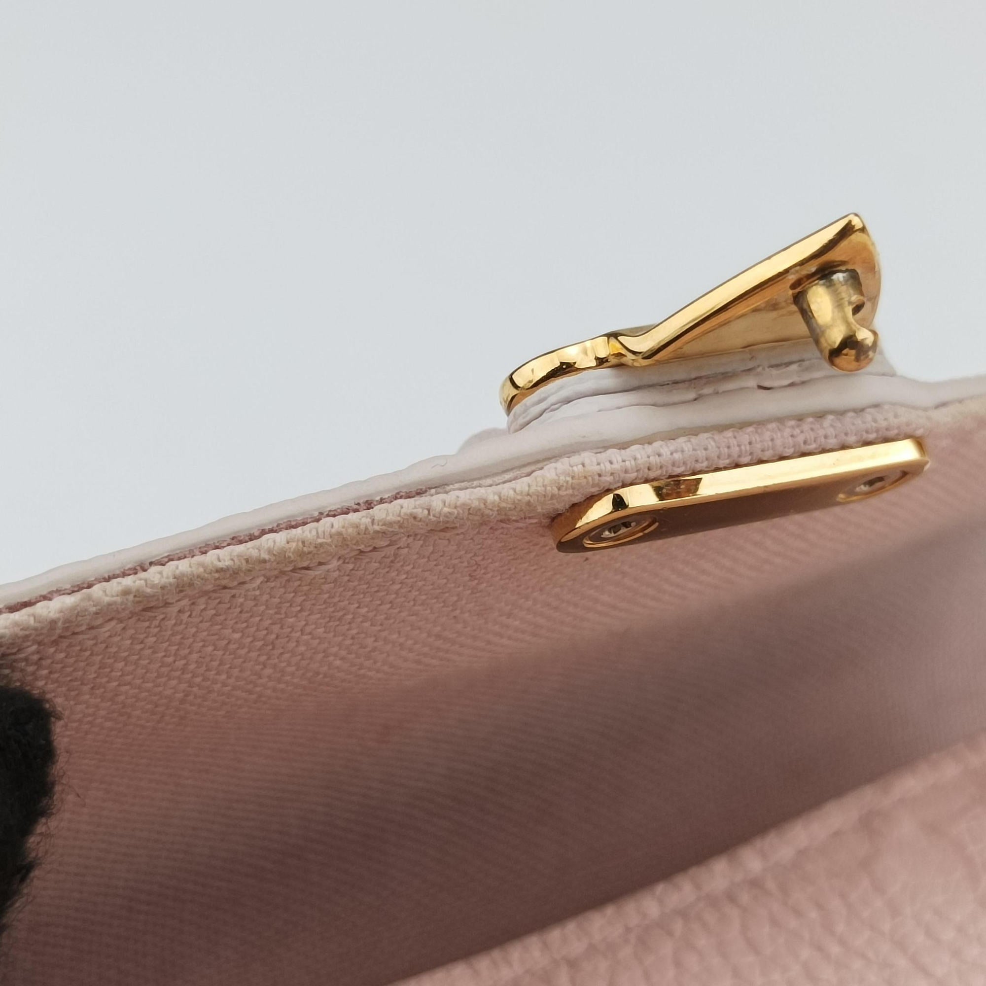 Micro Metis Pouch Chain Monogram Rose Pomelo Monogram Empreinte M81389 IC Chipマイクロメティスポーチチェーンモノグラム ローズポメロ モノグラム アンプラント M81389 ICチップ