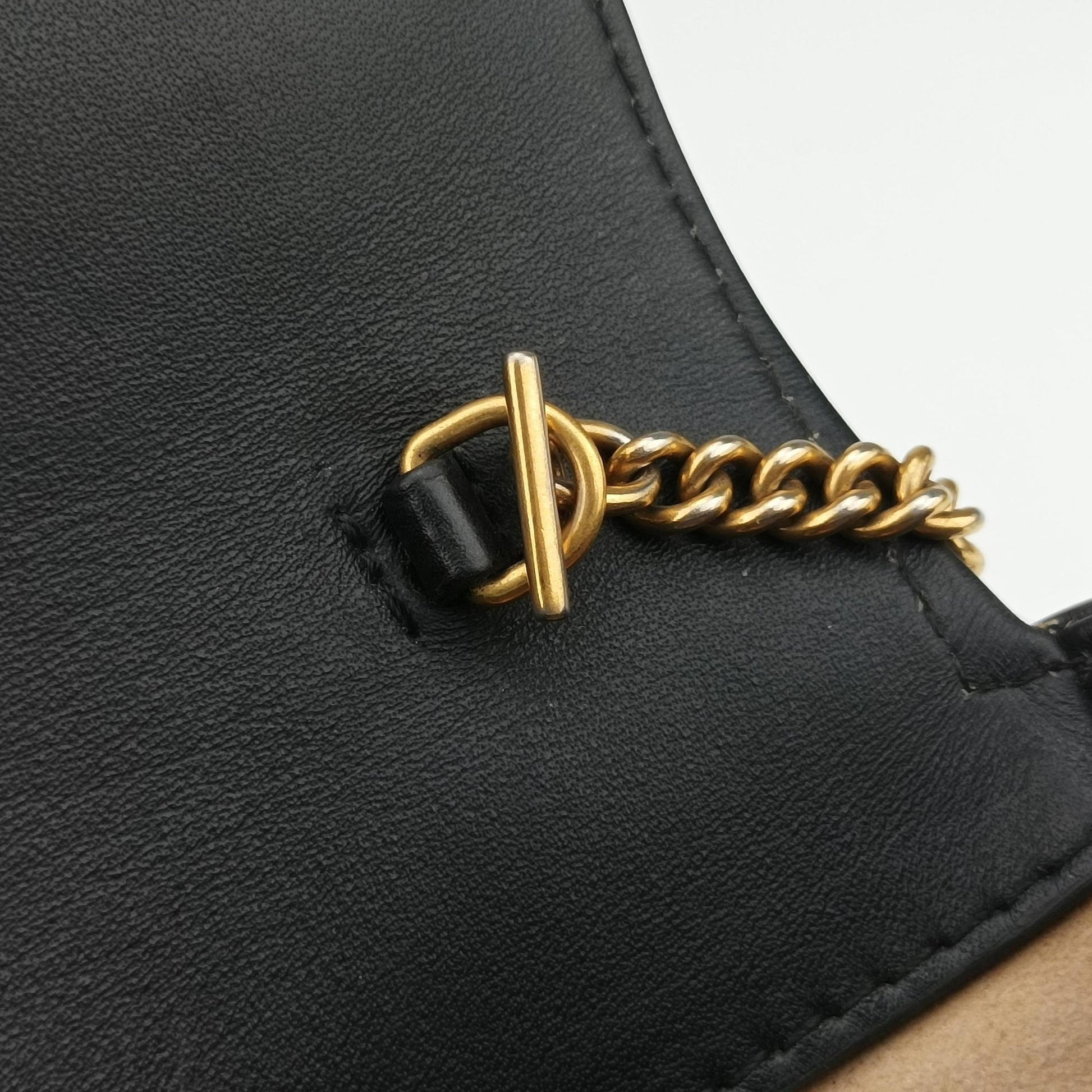 GG Marmont Black Leather 476433 GGマーモント ブラック レザー 476433 