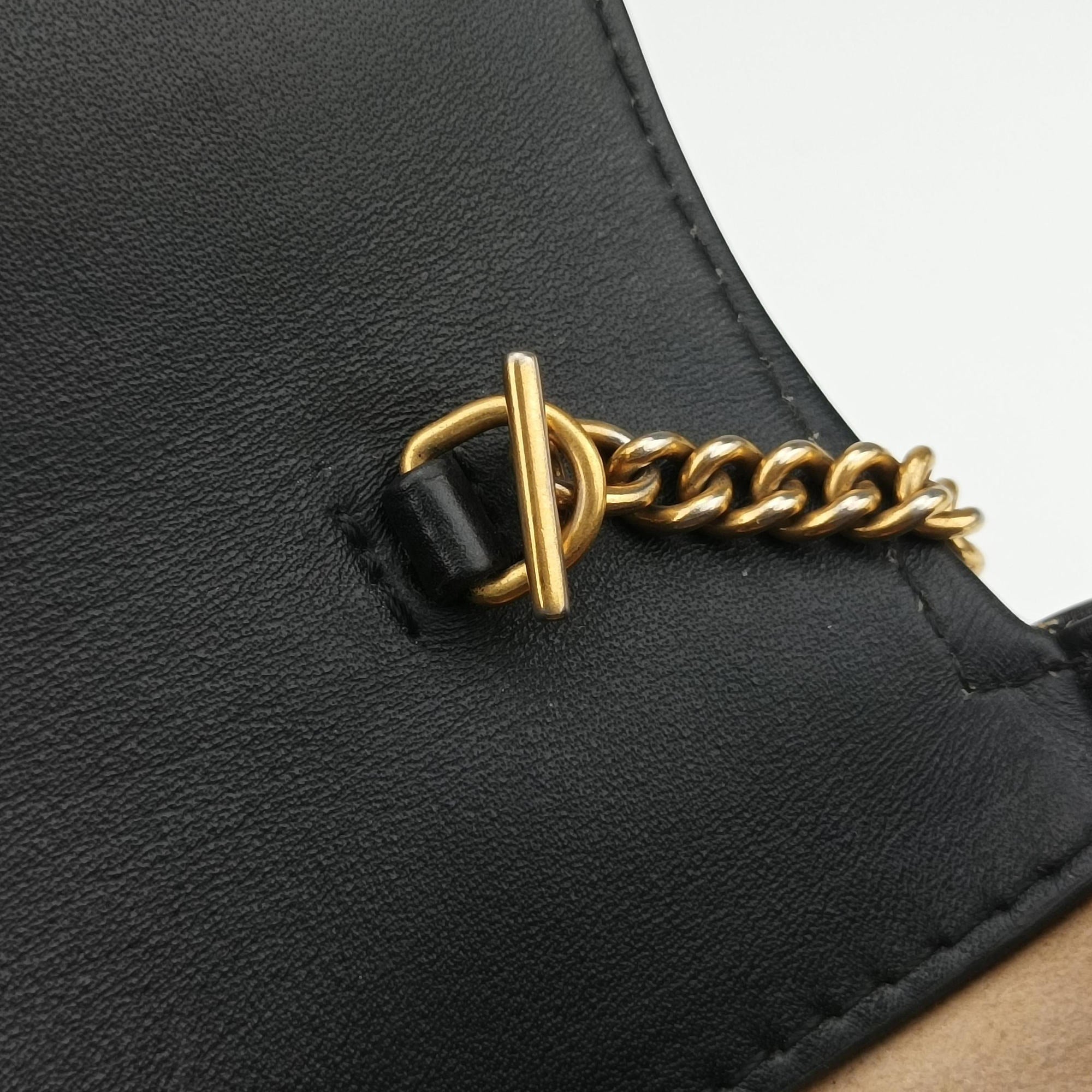 GG Marmont Black Leather 476433 GGマーモント ブラック レザー 476433 