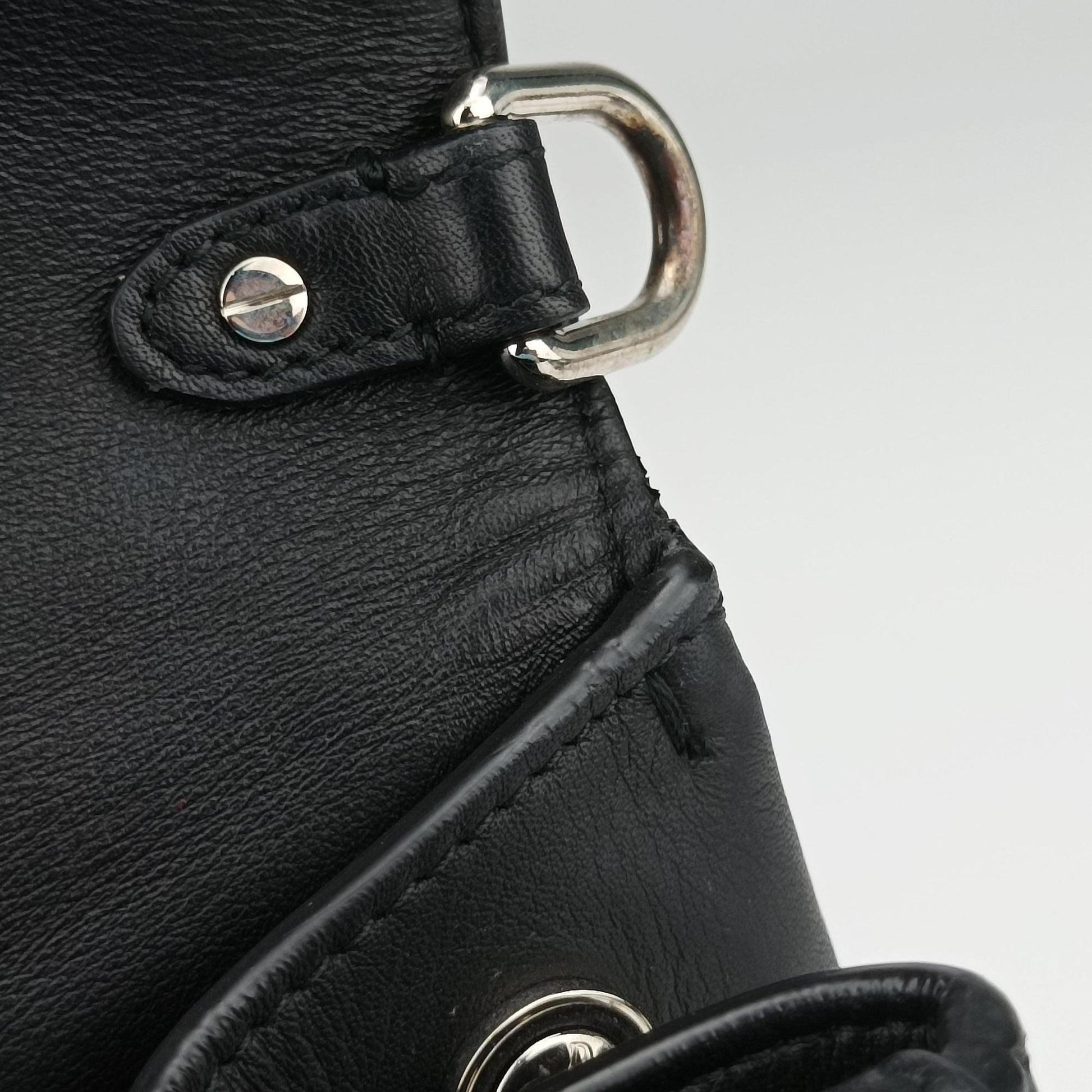 Be Dior Black × Rose Red Leather 29-MA-0125ビー ディオール ブラック × ローズレッド レザー 29-MA-0125