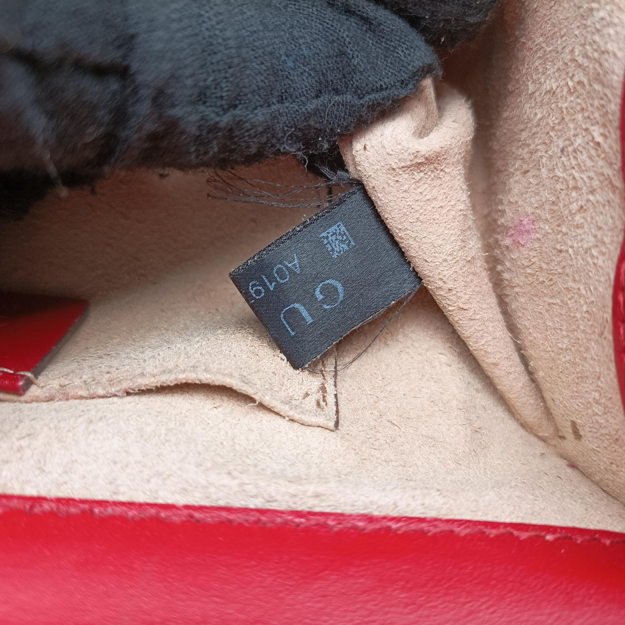 Padlock Red Leather 409487 A019780874パドロック レッド レザー 409487 A019780874