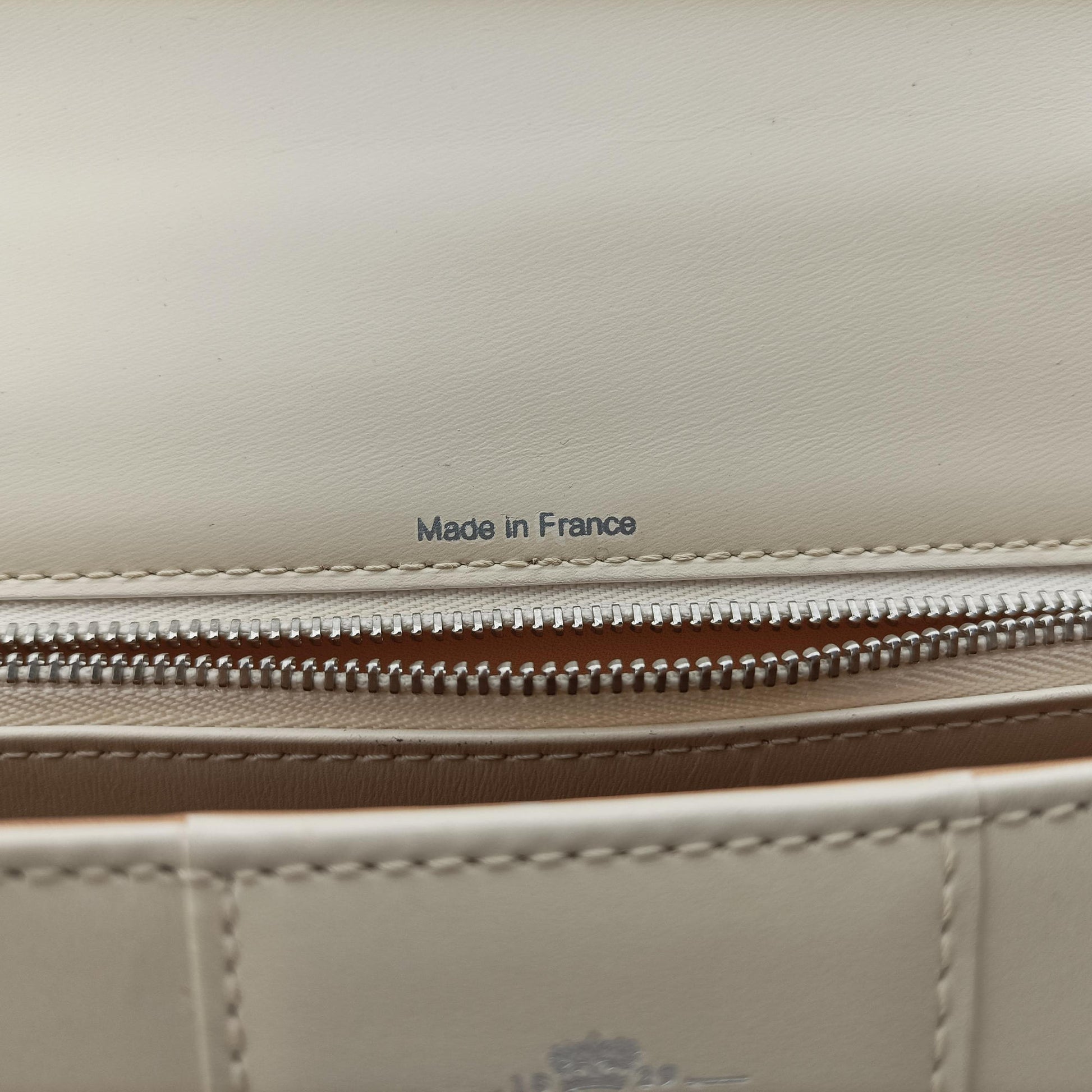 Brillant White Leather HO6Aブリヨン ホワイト レザー HO6A