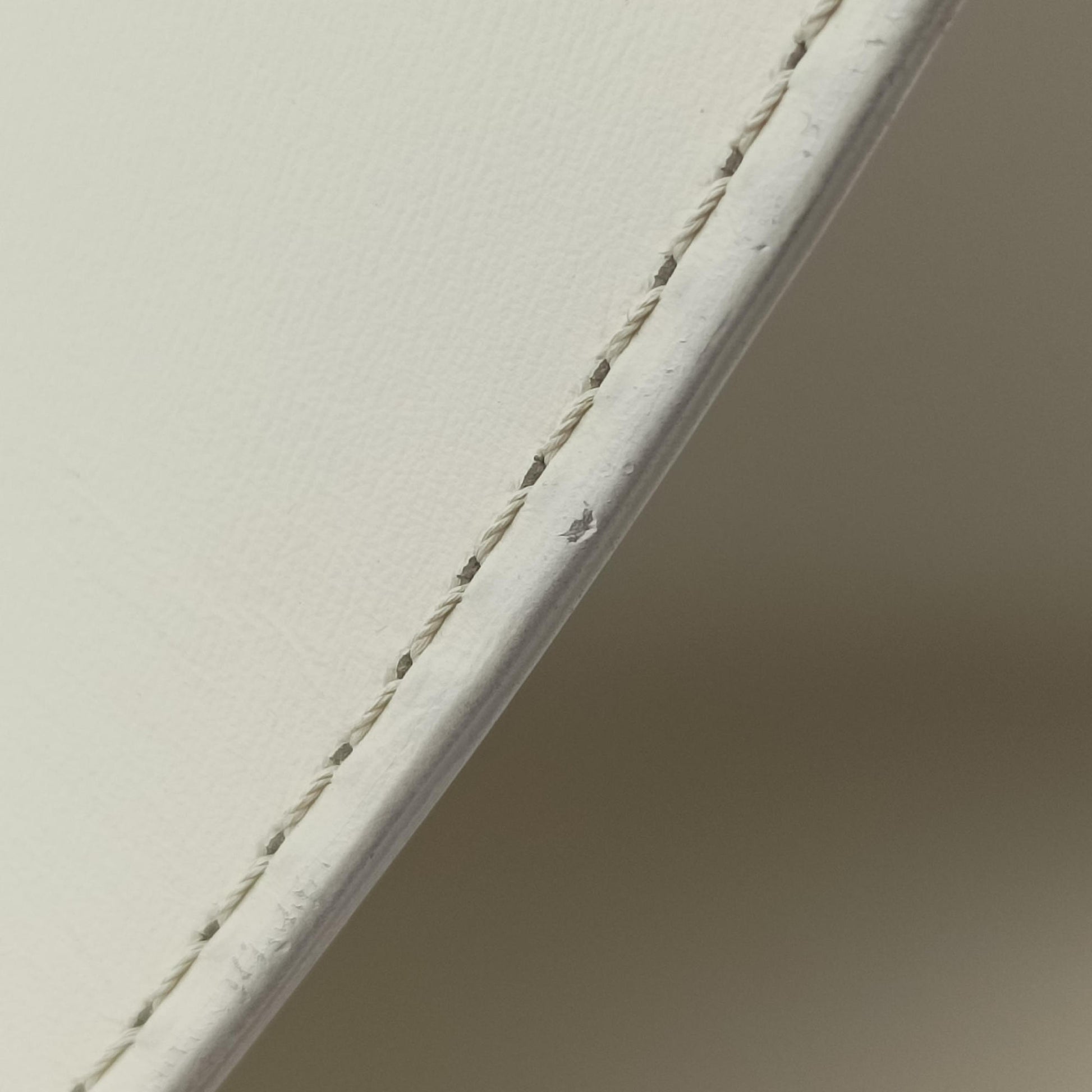 Brillant White Leather HO6Aブリヨン ホワイト レザー HO6A