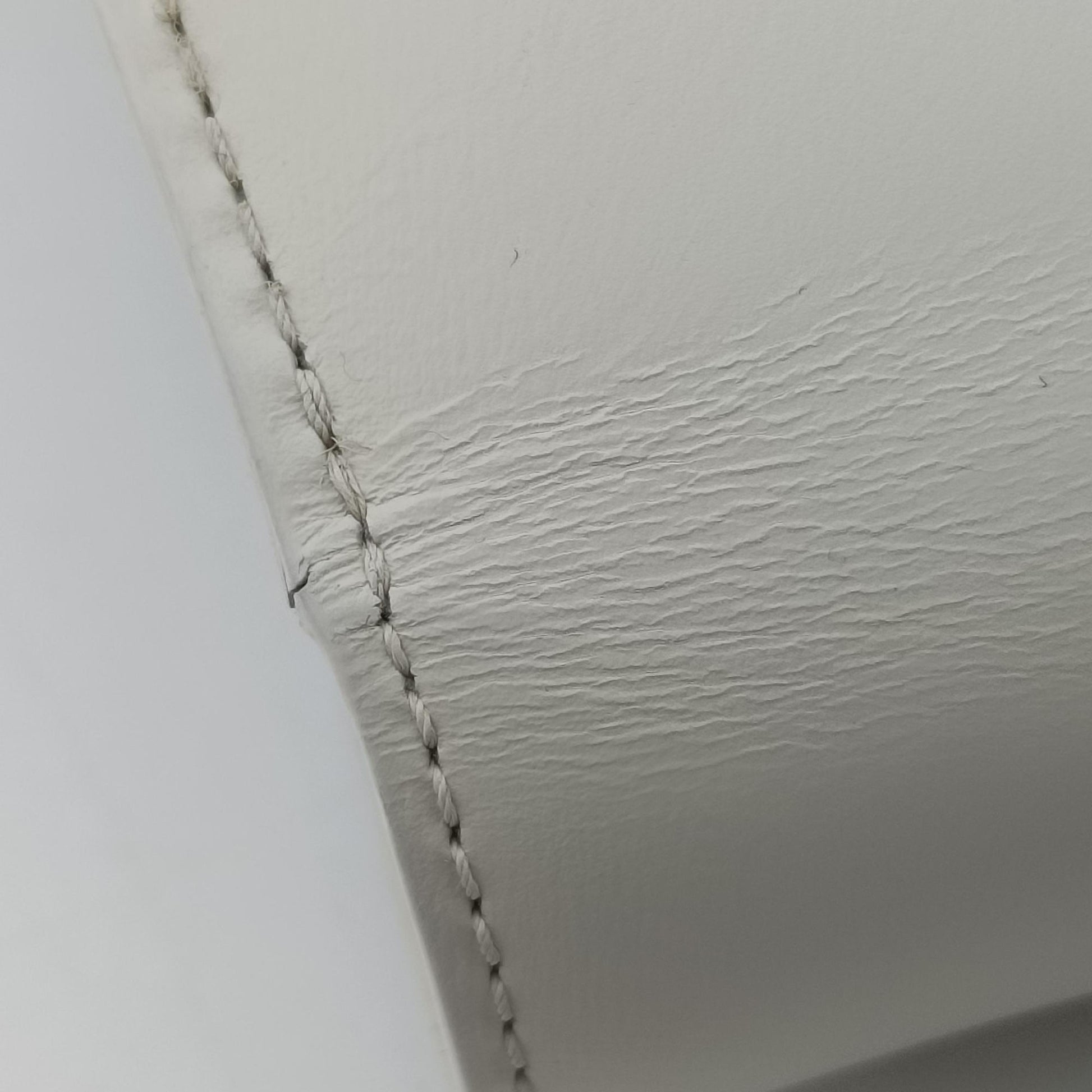 Brillant White Leather HO6Aブリヨン ホワイト レザー HO6A