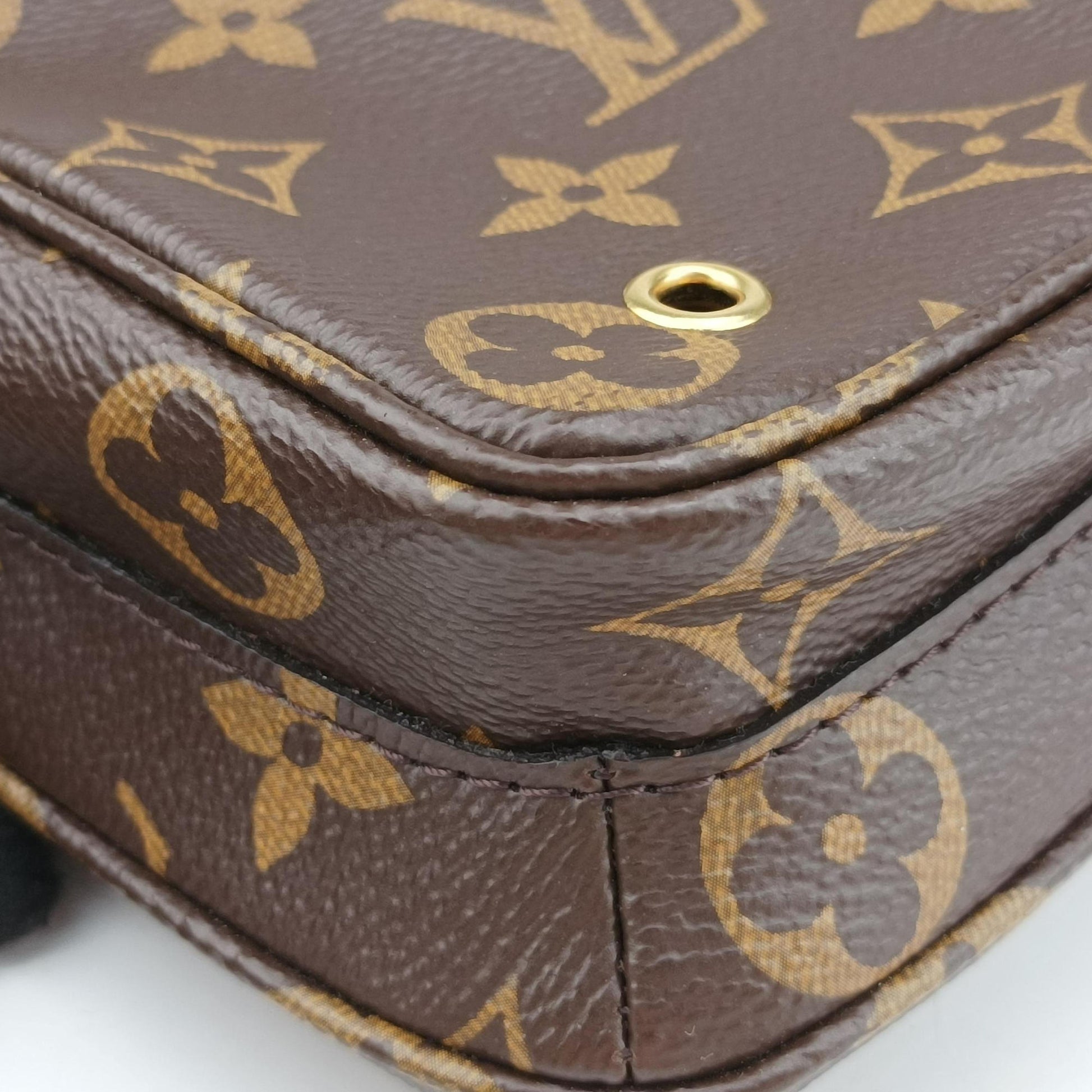 Utility Phone Sleeve Brown Monogram Canvas M80746 IC Chipユーティリティ モノグラム/ブラウン モノグラムキャンバス M80746 ICチップ