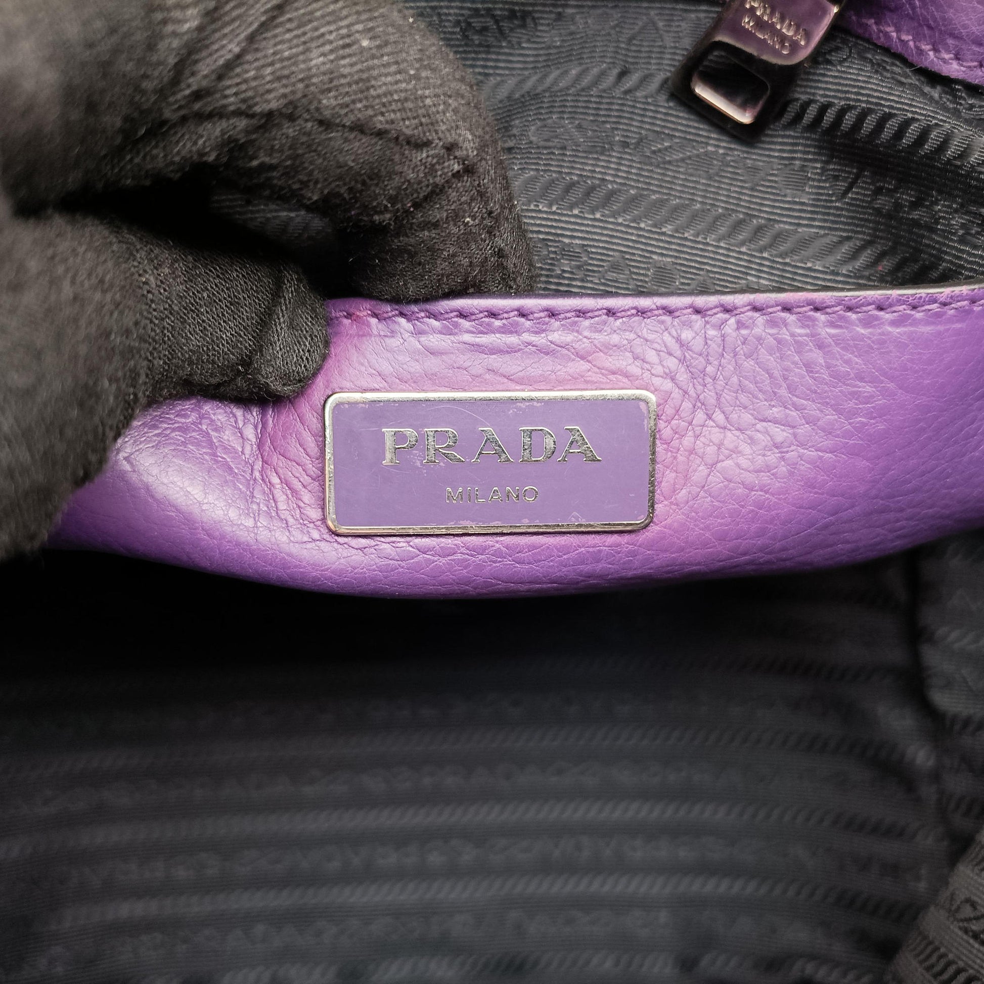 Twin Pocket Winged Tote Purple Leather BN2619 103ツイン ポケット ウィング トート パープル レザー BN2619 103
