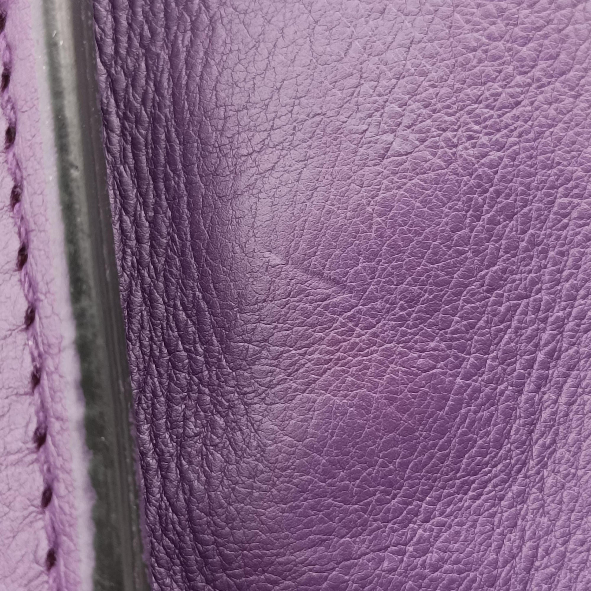 Twin Pocket Winged Tote Purple Leather BN2619 103ツイン ポケット ウィング トート パープル レザー BN2619 103