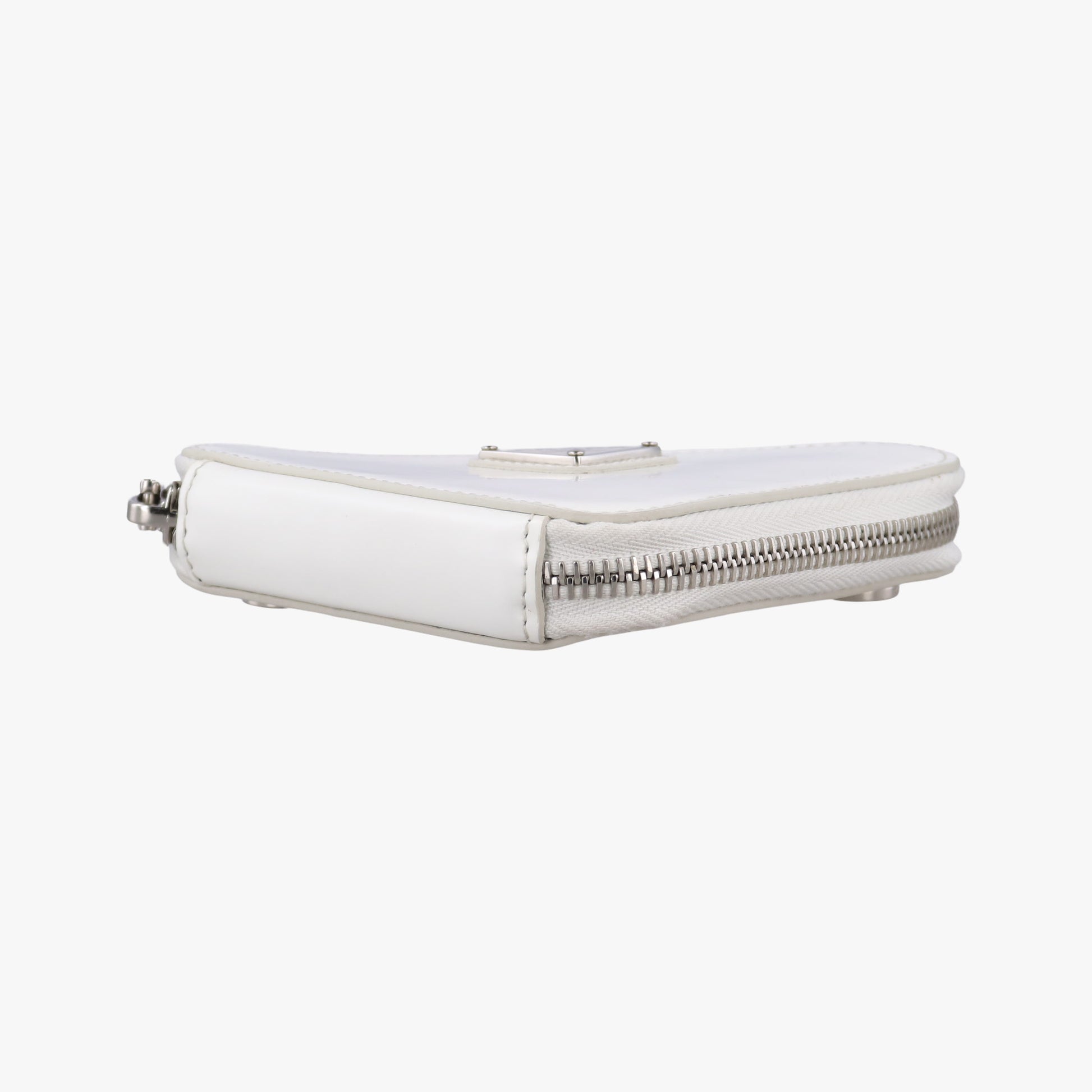 Triangle Chain Pouch White Leather 230-Aトライアングル チェーン ポーチ ホワイト レザー 230-A
