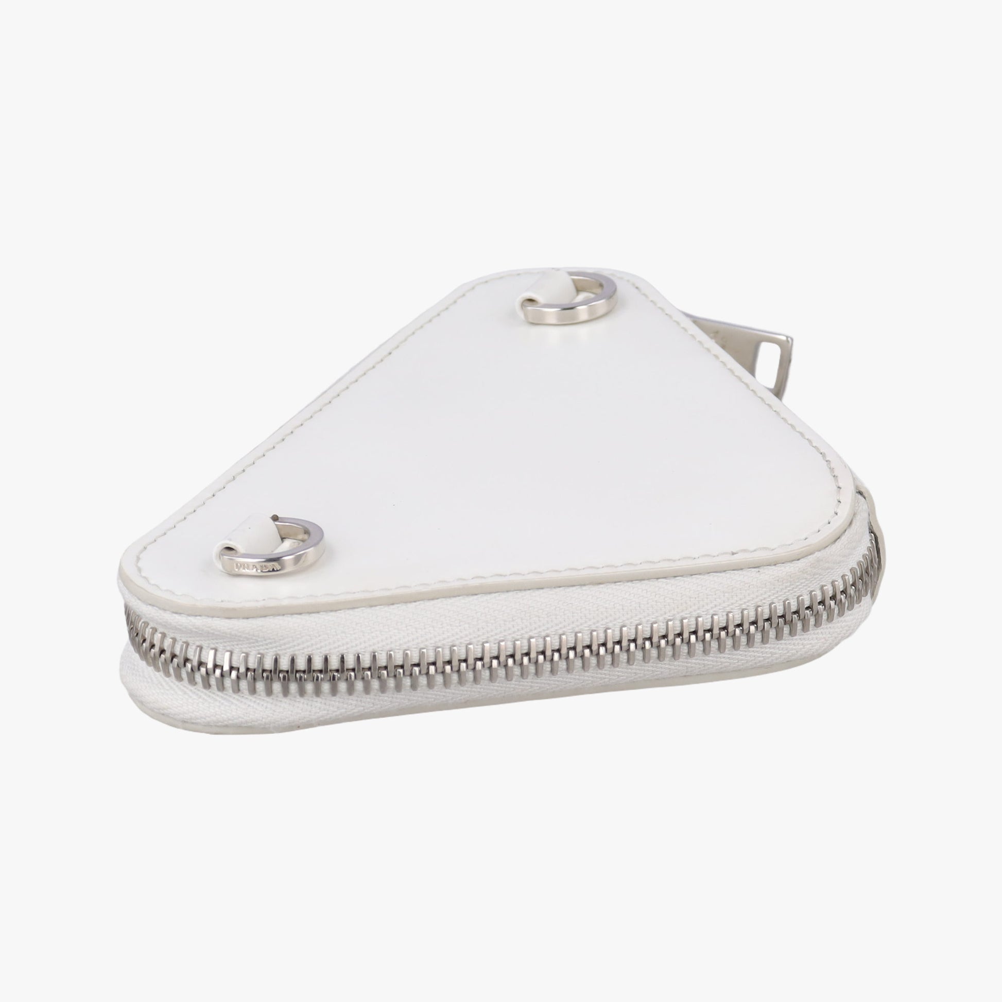 Triangle Chain Pouch White Leather 230-Aトライアングル チェーン ポーチ ホワイト レザー 230-A