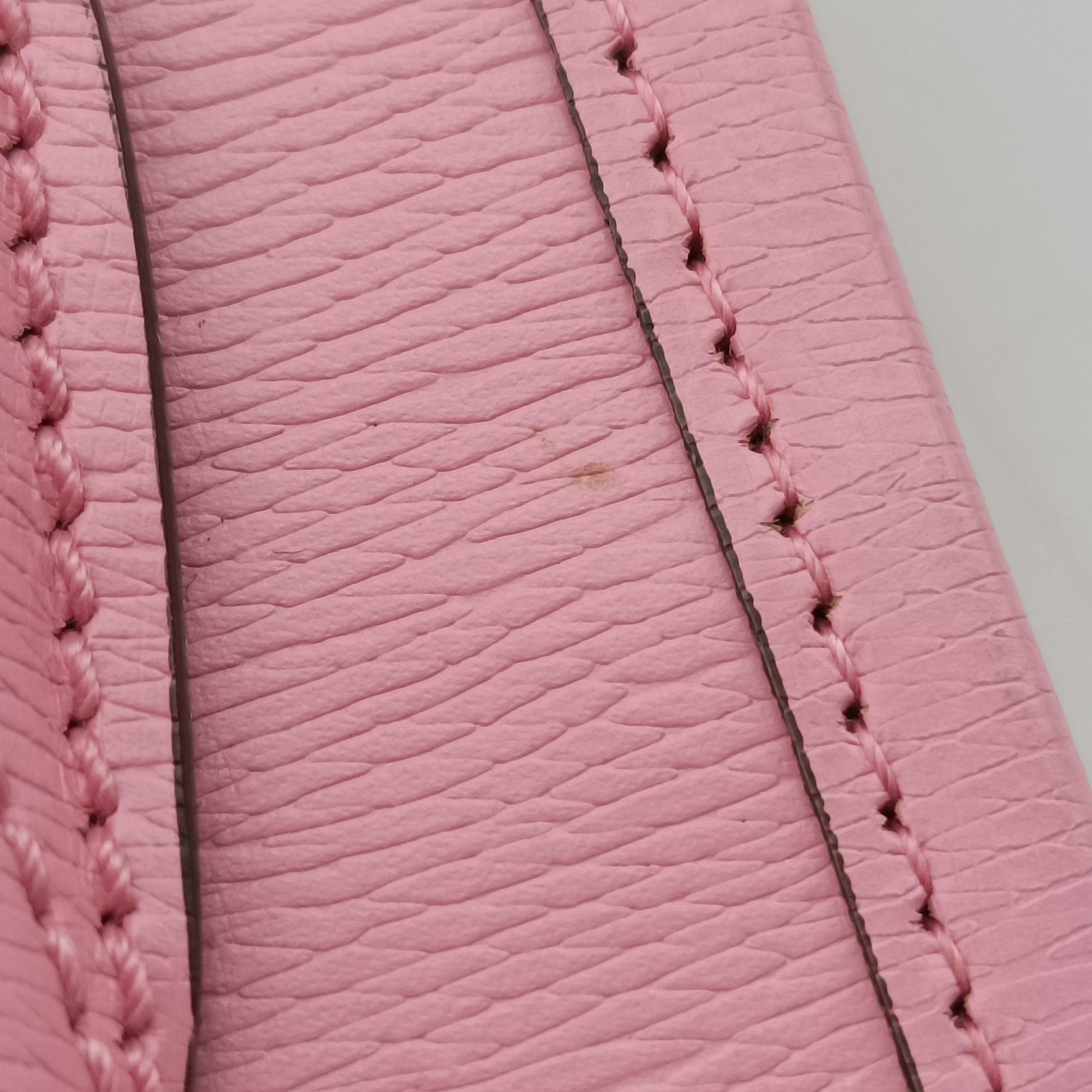 Bananya Mini Pink Leather 671623 F038425373バナニャ ミニ ピンク レザー 671623 F038425373