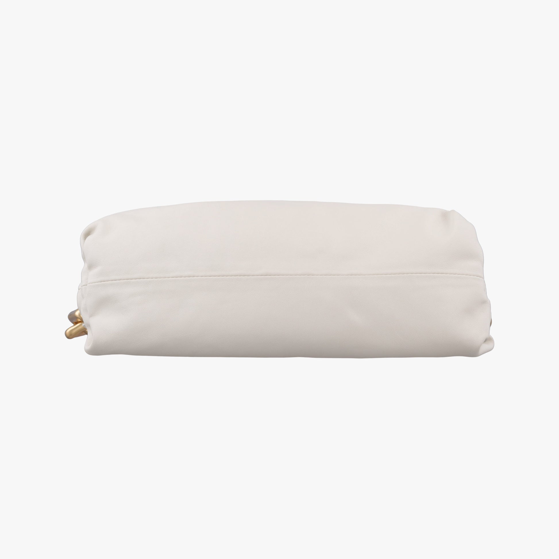 THE Chain Pouch White lambskin B08930648Vザ チェーン ポーチ ホワイト ラムスキン B08930648V