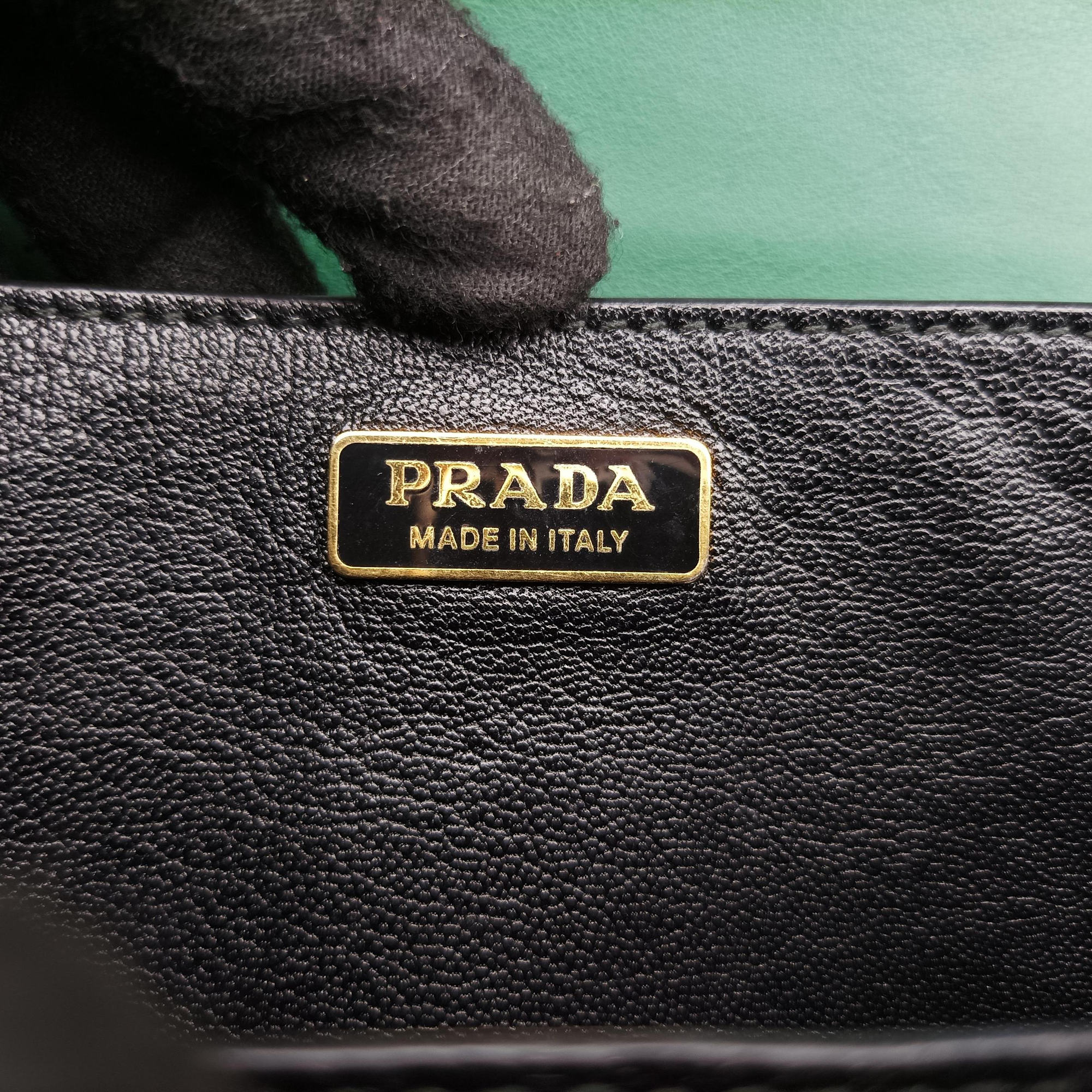 Cahier Green×black Leather 1BD045 25カイエ グリーン×ブラック レザー 1BD045 25