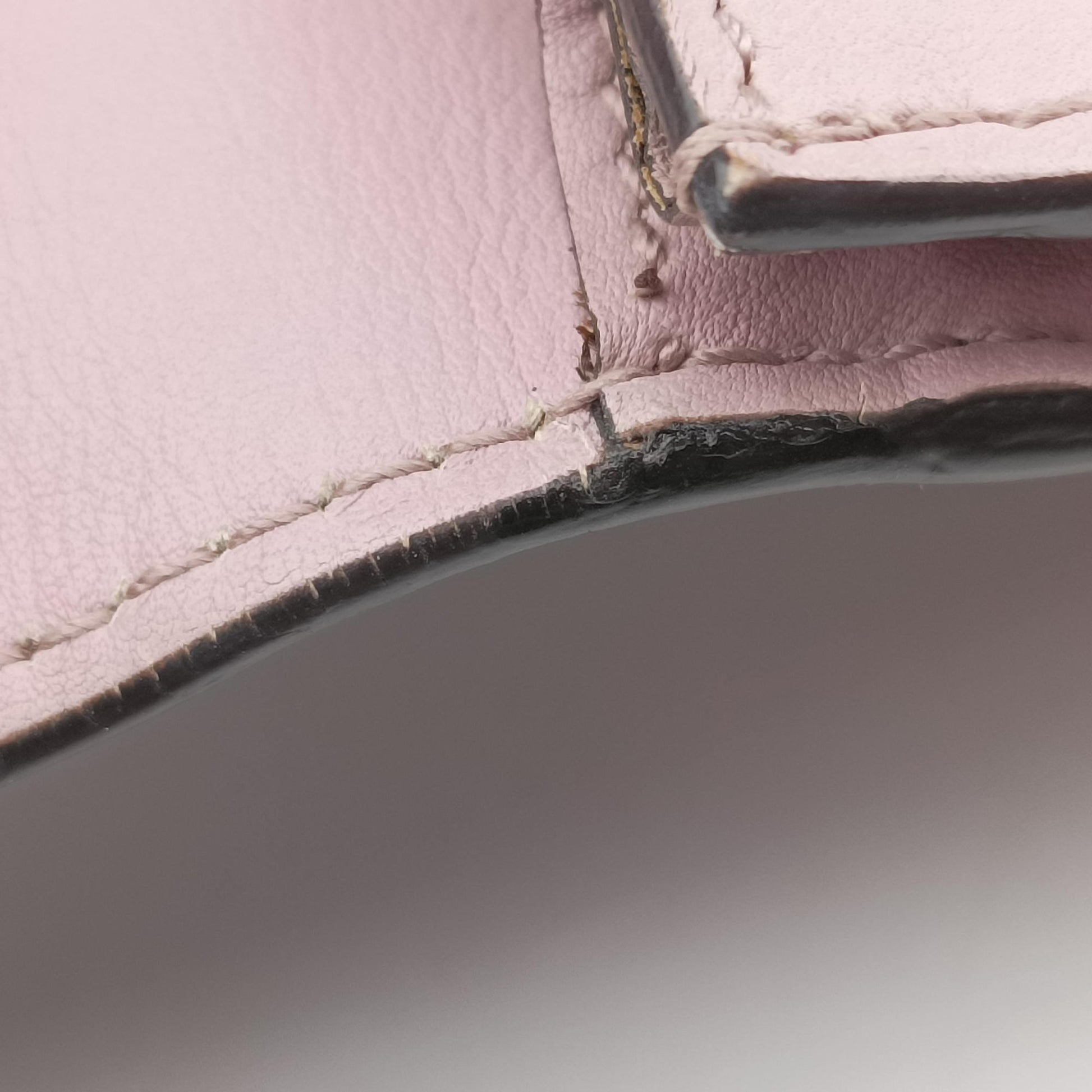 Interlocking G Pink Leather 369664 インターロッキングG ピンク レザー 369664 