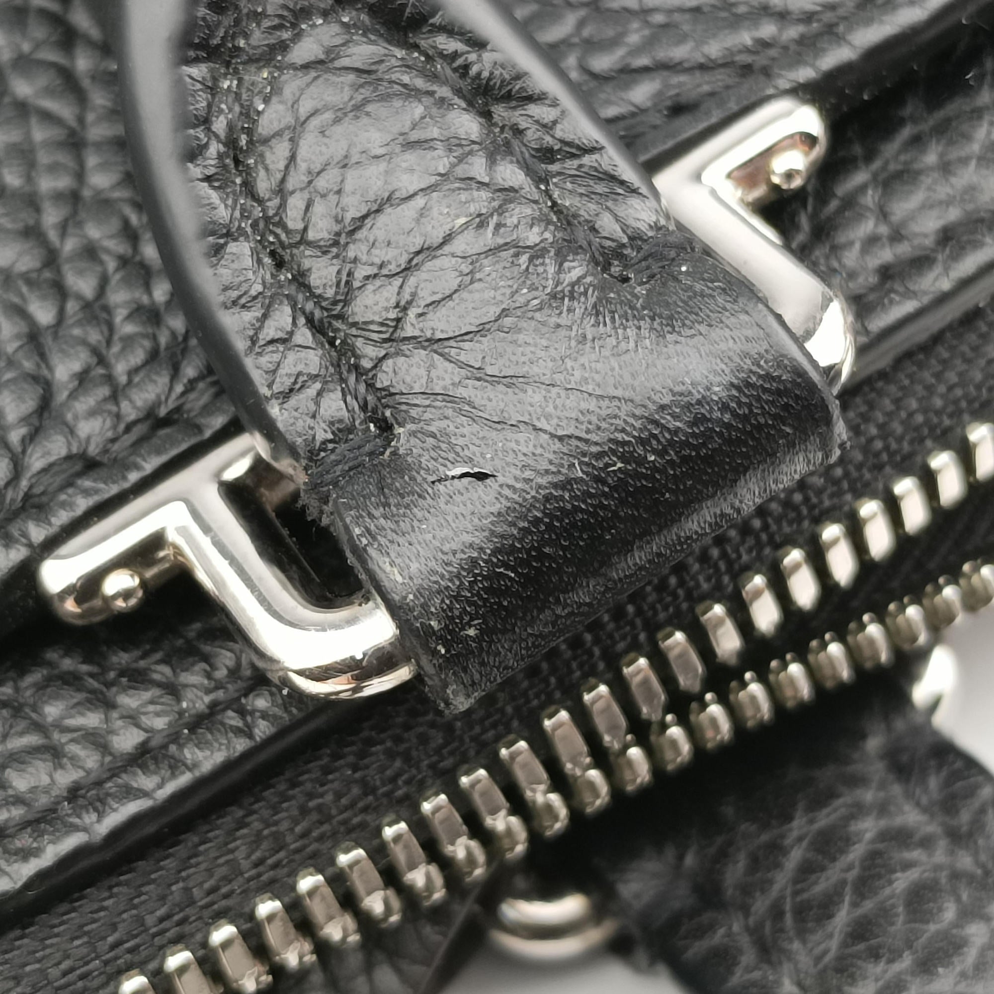 Armand Briefcase MM Noir Taurillon leather M54381 UB0118アルマンド ブリーフケース MM ノワール トリヨンレザー M54381 UB0118