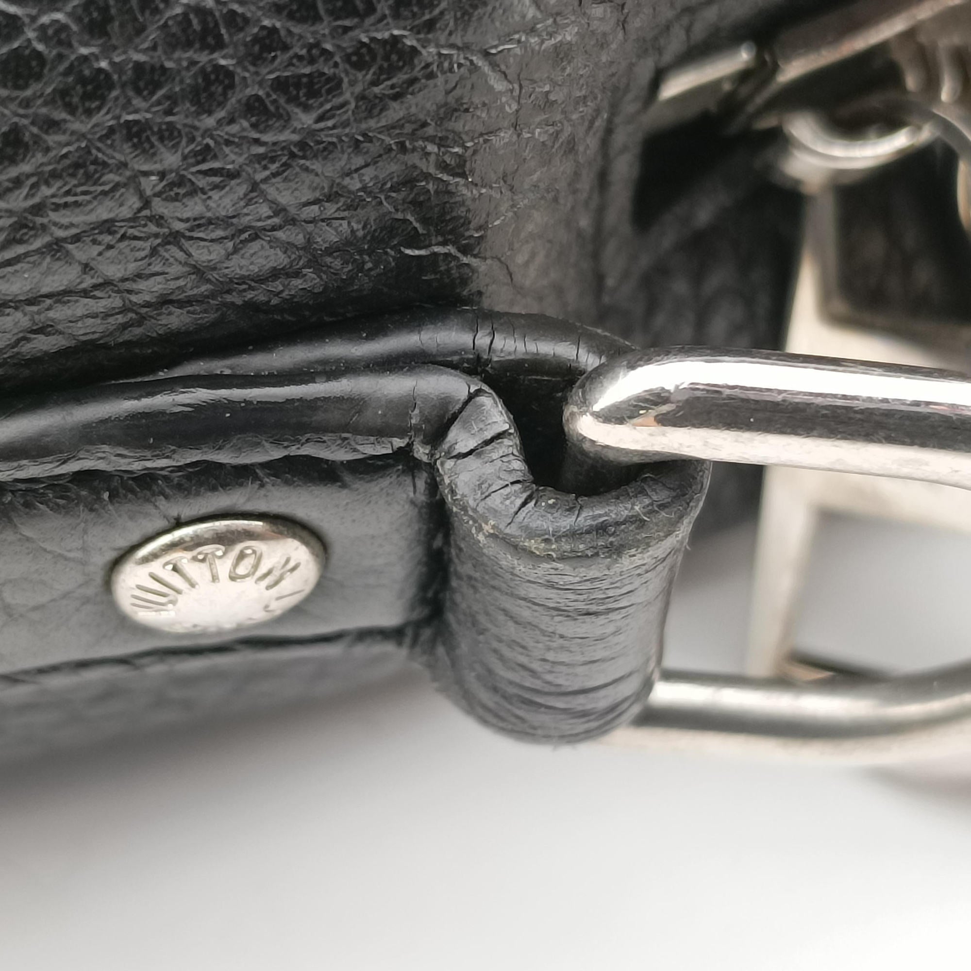 Armand Briefcase MM Noir Taurillon leather M54381 UB0118アルマンド ブリーフケース MM ノワール トリヨンレザー M54381 UB0118