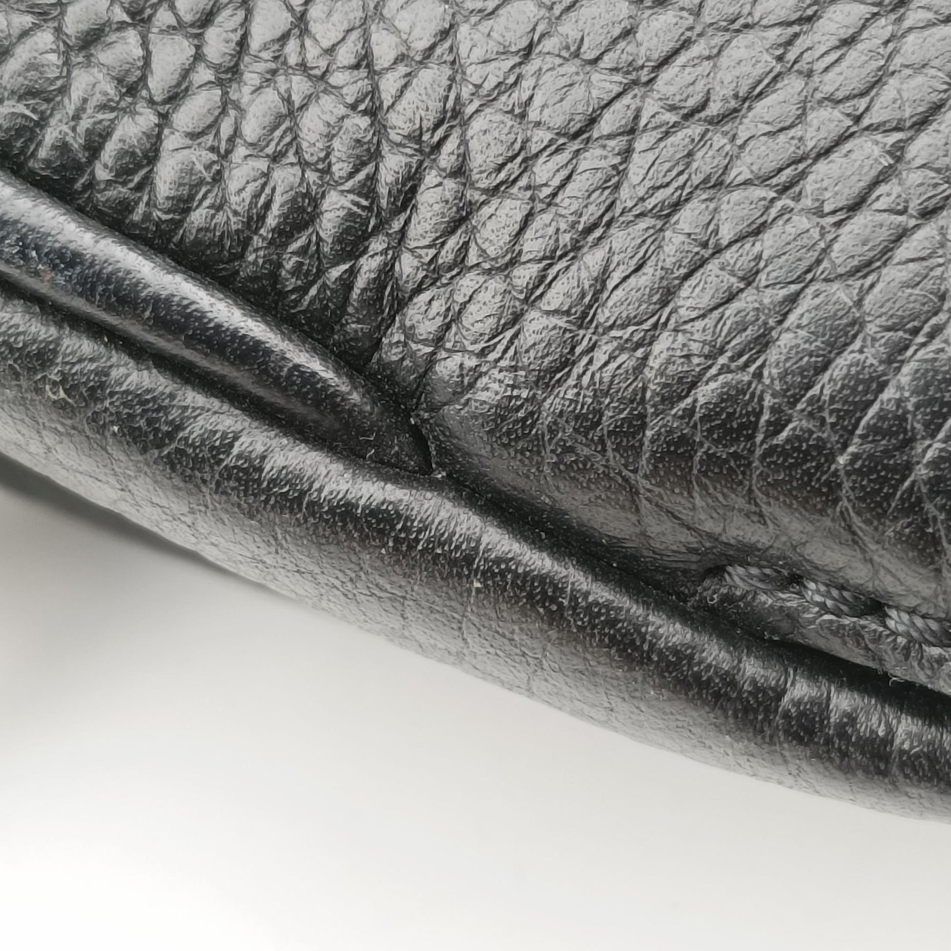 Armand Briefcase MM Noir Taurillon leather M54381 UB0118アルマンド ブリーフケース MM ノワール トリヨンレザー M54381 UB0118