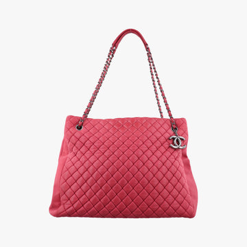 Matelasse cocomark Mademoiselle Red Iridescent Calfskin A67389 17099136マトラッセ ココマーク マドモアゼル レッド レザー A67389 17099136