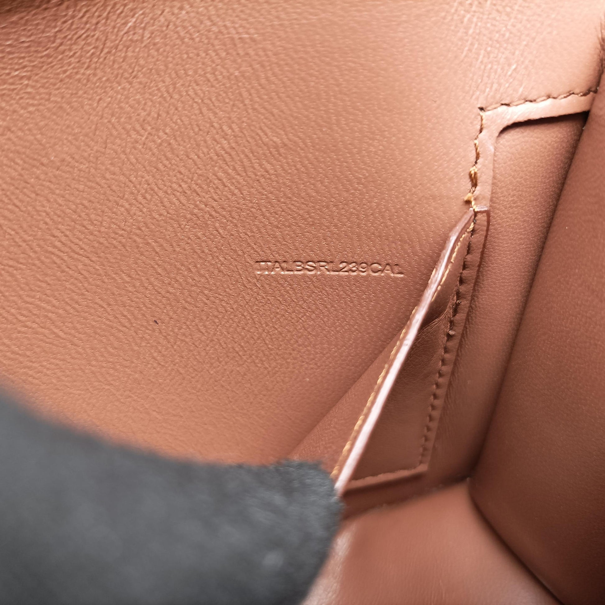 TB structured Brown Leather ITALBSRL239CALTBロゴ ブラウン レザー ITALBSRL239CAL