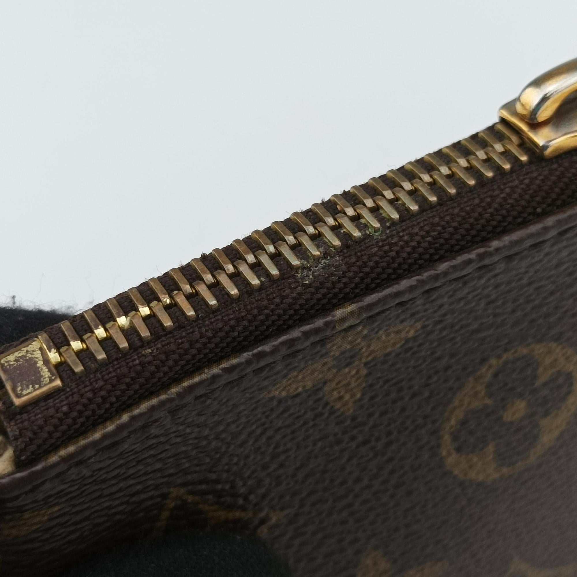 Pochette Mila MM brown Monogram Canvas M60094 AA1190ポシェット ミラ MM モノグラム/ブラウン モノグラムキャンバス M60094 AA1190