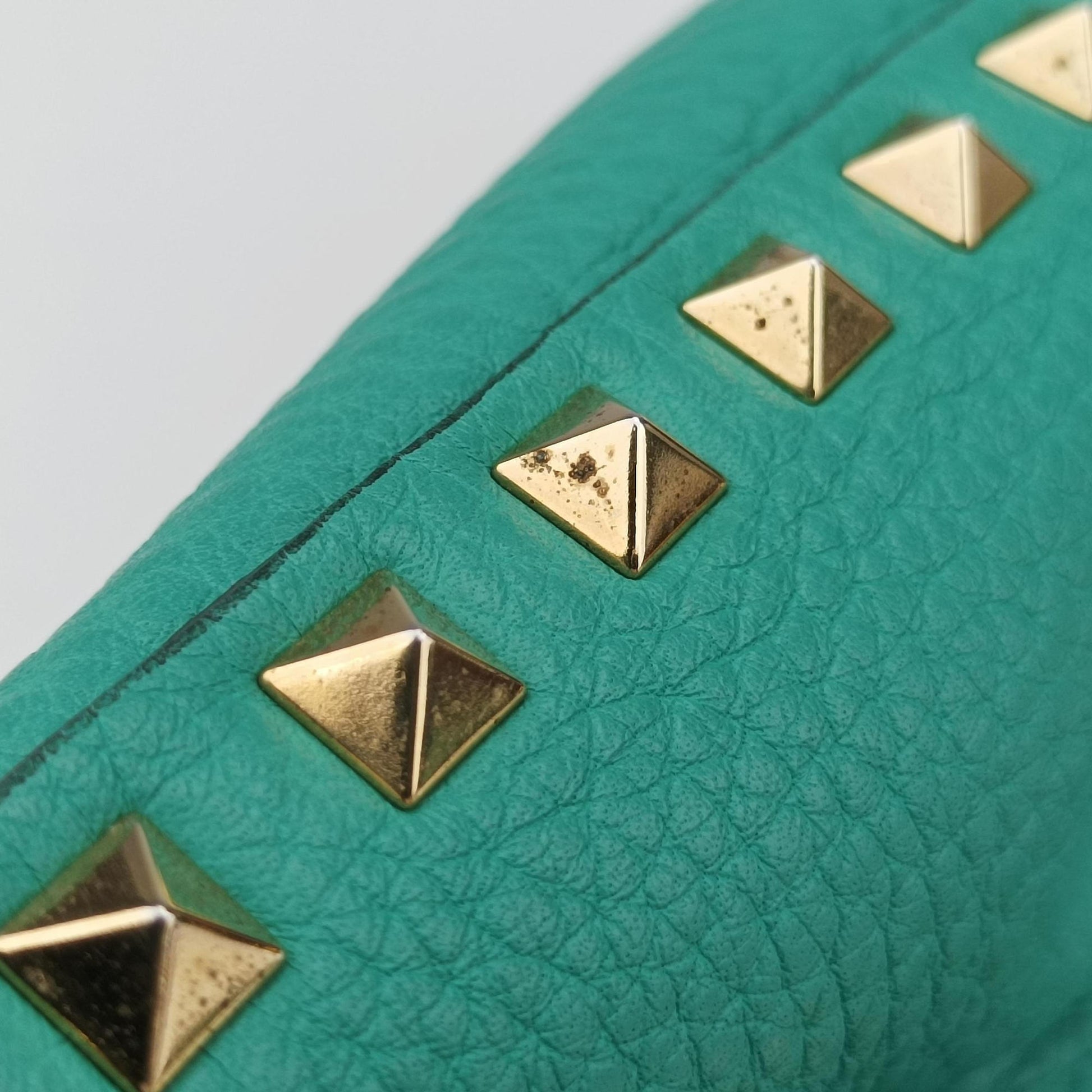 Rockstud BlueGreen Leather BS-G037VSF3ロックスタッズ ブルーグリーン レザー BS-G037VSF3