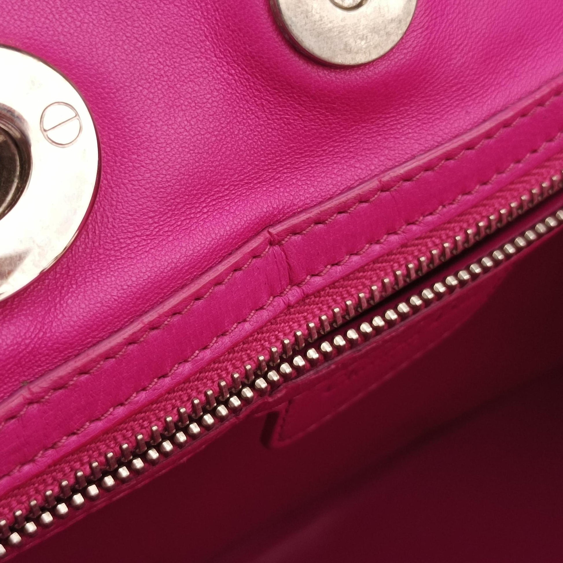 Soft Lady Dior Rose lambskin 168-BM-0068ソフト レディディオール ローズ レッド ラムスキン 168-BM-0068