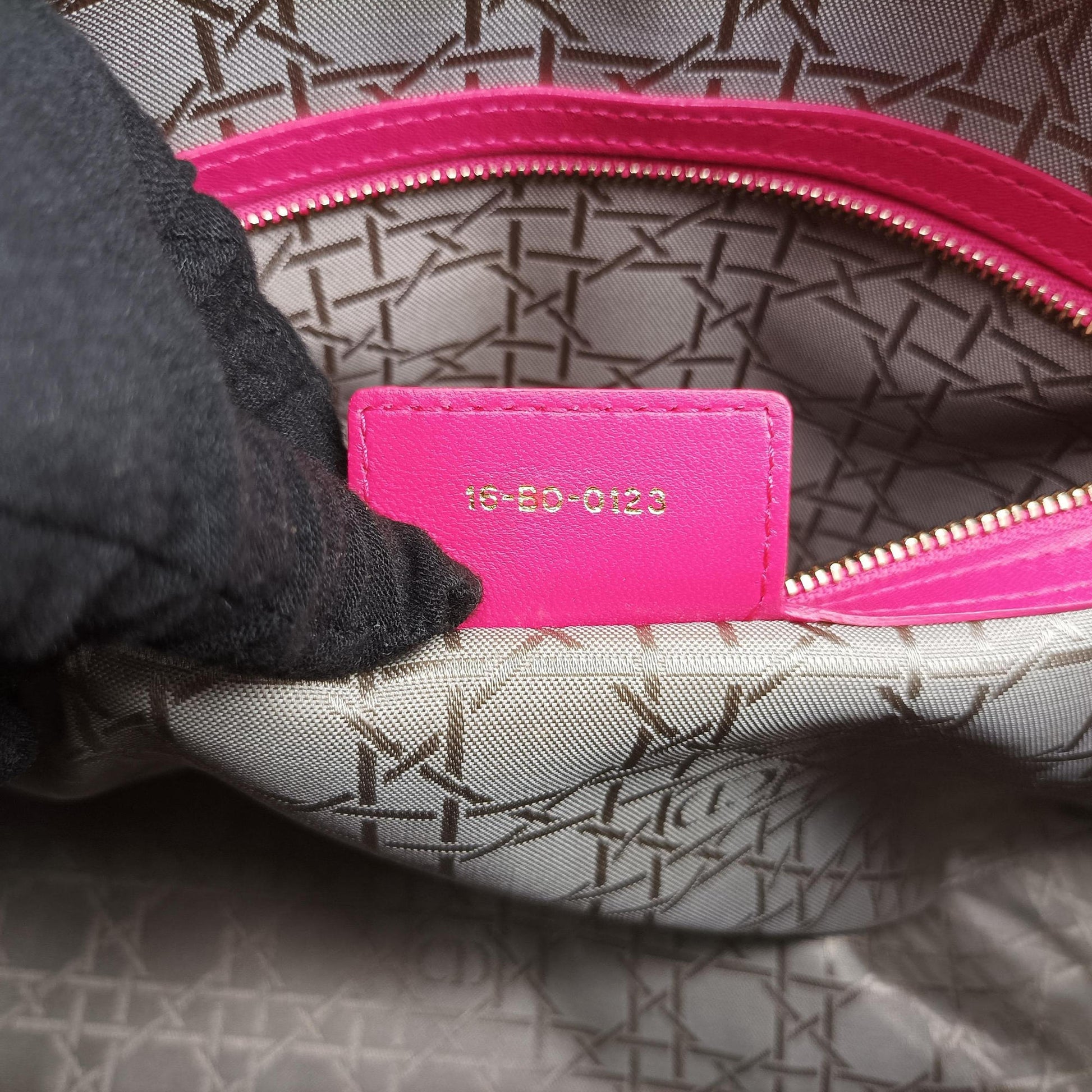 Lady Dior Rose lambskin 16-BO-0123レディディオール ローズ レッド ラムスキン 16-BO-0123
