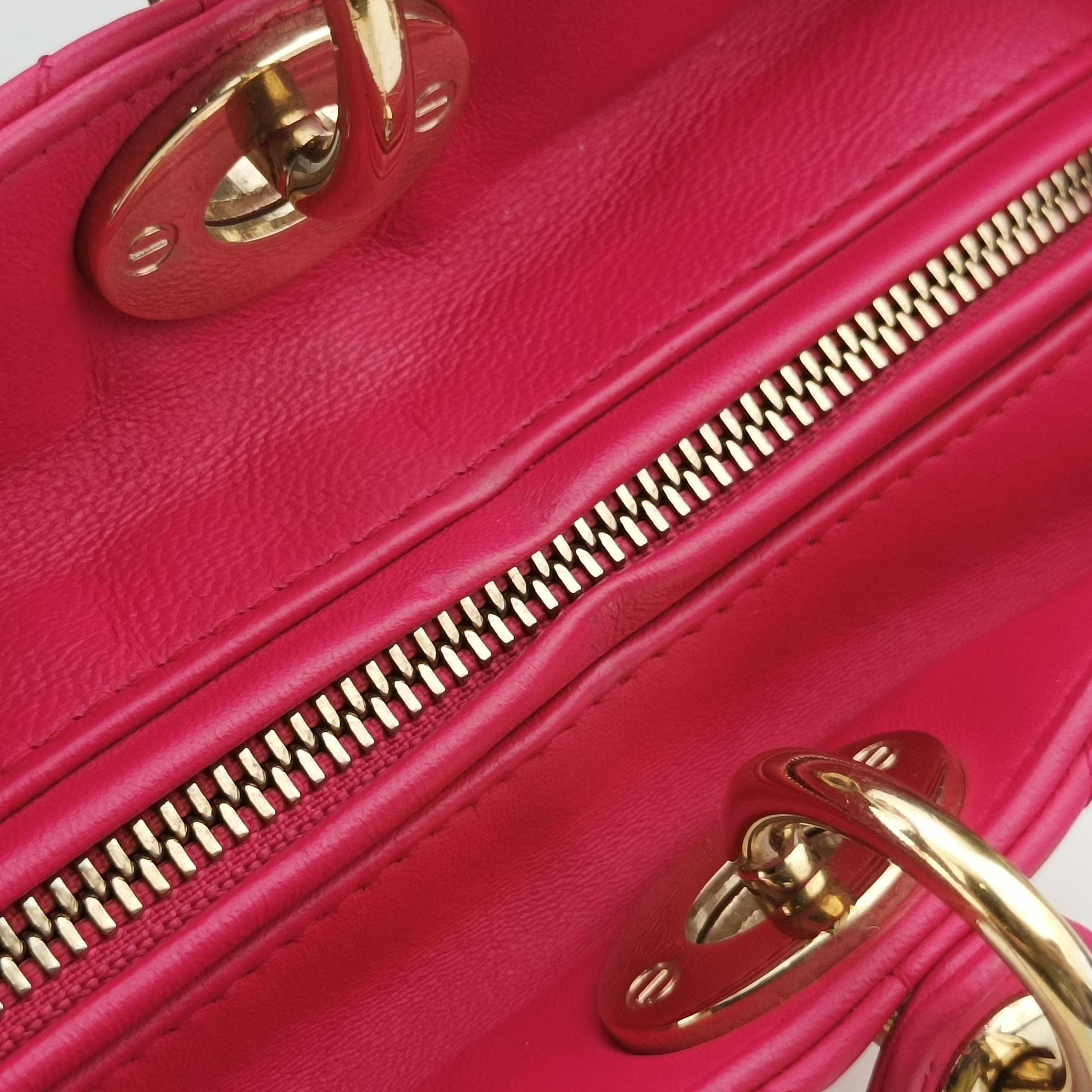 Lady Dior Rose lambskin 16-BO-0123レディディオール ローズ レッド ラムスキン 16-BO-0123