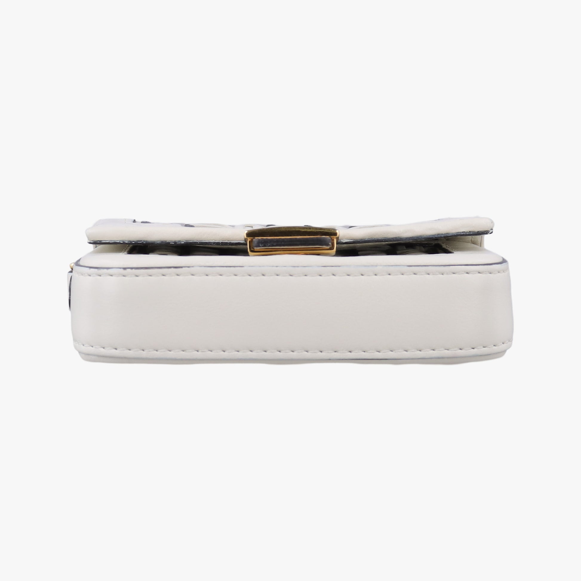Nano Baguette Charm Black/White Leather 7AR844 7AR844-AFC0-218-0189ナノ バゲット チャーム ブラック/ホワイト レザー 7AR844 7AR844-AFC0-218-0189